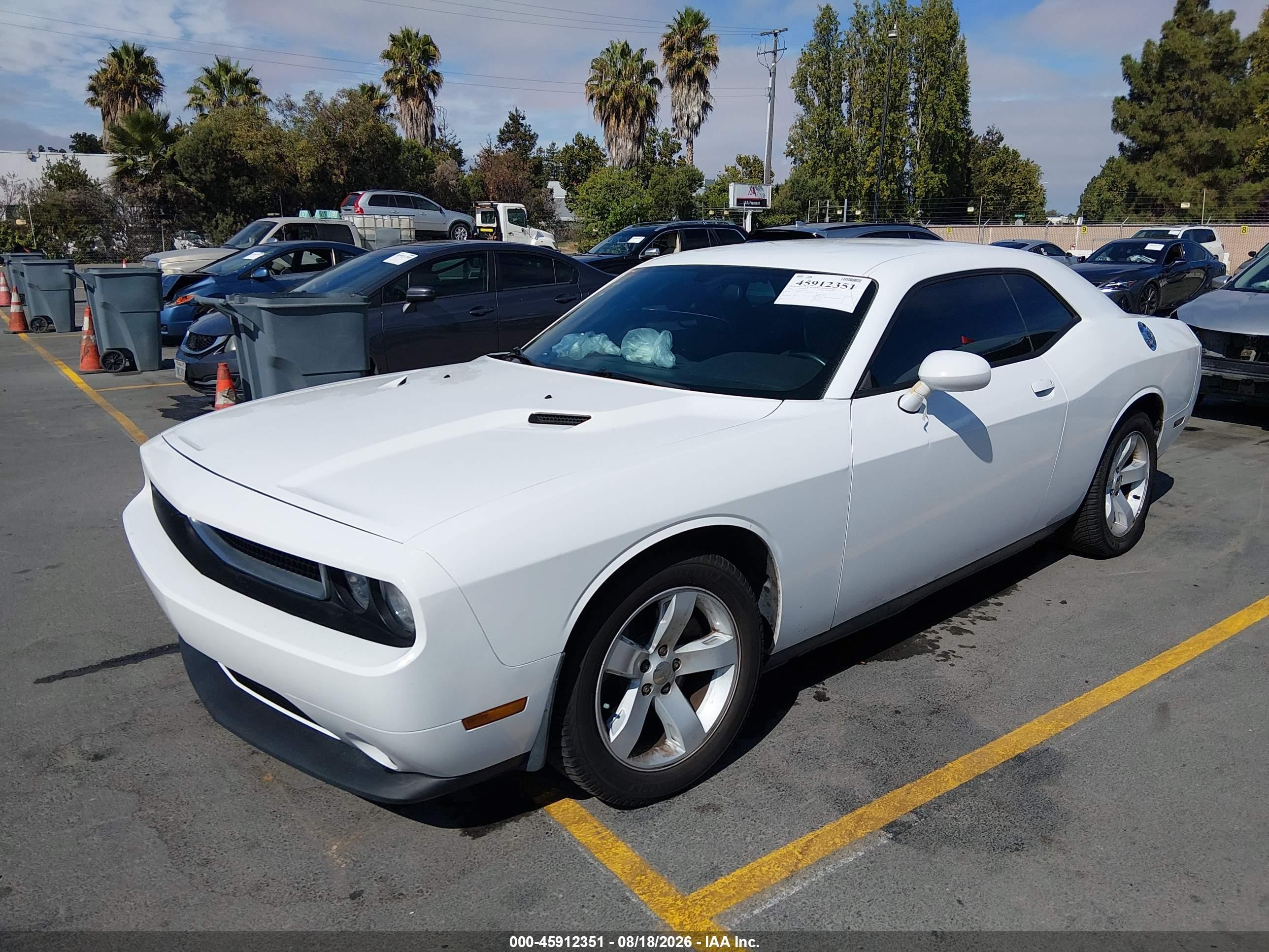2012 Dodge Challenger Sxt Белый vin: 2C3CDYAG0CH258745