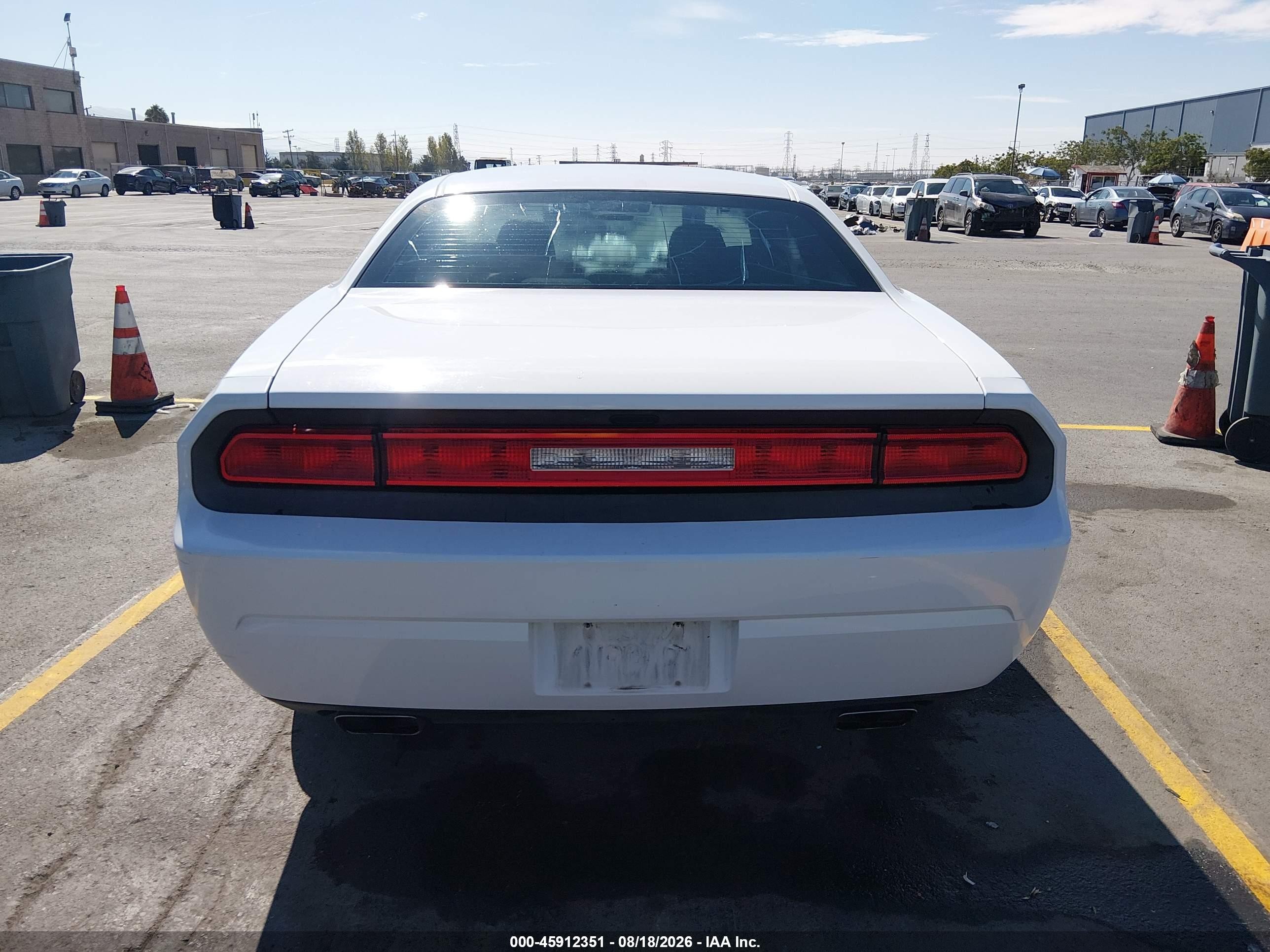 2012 Dodge Challenger Sxt Белый vin: 2C3CDYAG0CH258745