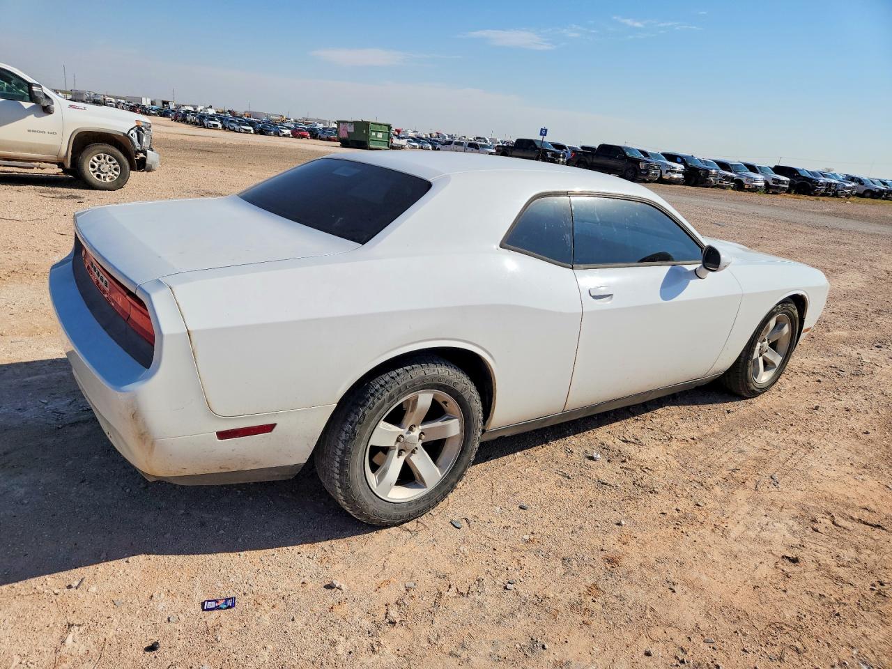 2013 Dodge Challenger Sxt White vin: 2C3CDYAG0DH692214