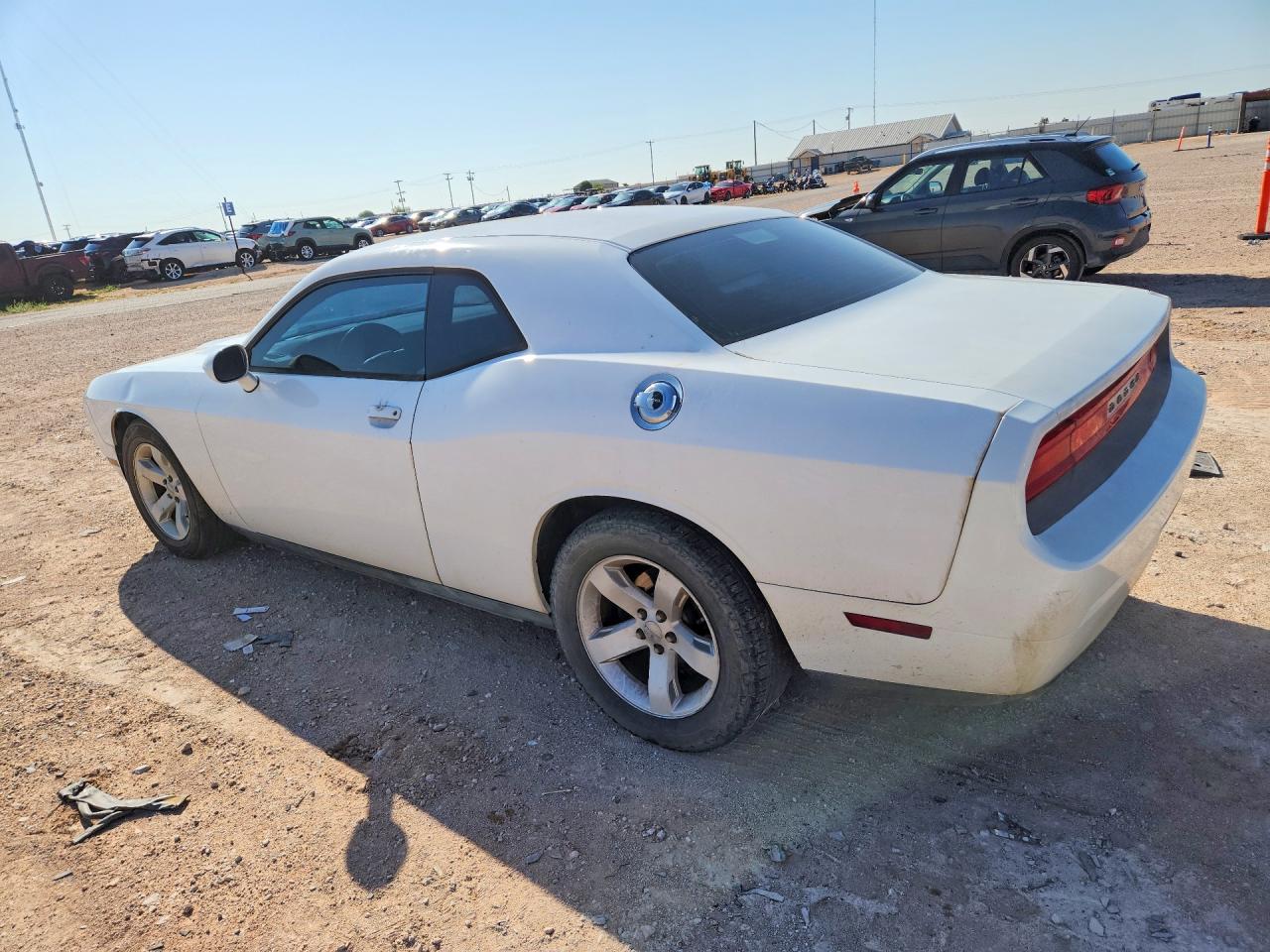 2013 Dodge Challenger Sxt White vin: 2C3CDYAG0DH692214