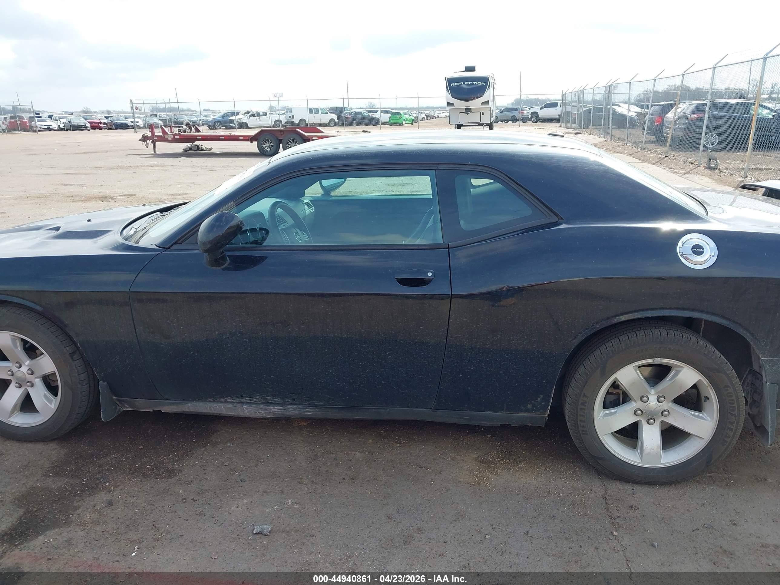 2013 Dodge Challenger Sxt Plus Black vin: 2C3CDYAG0DH741802
