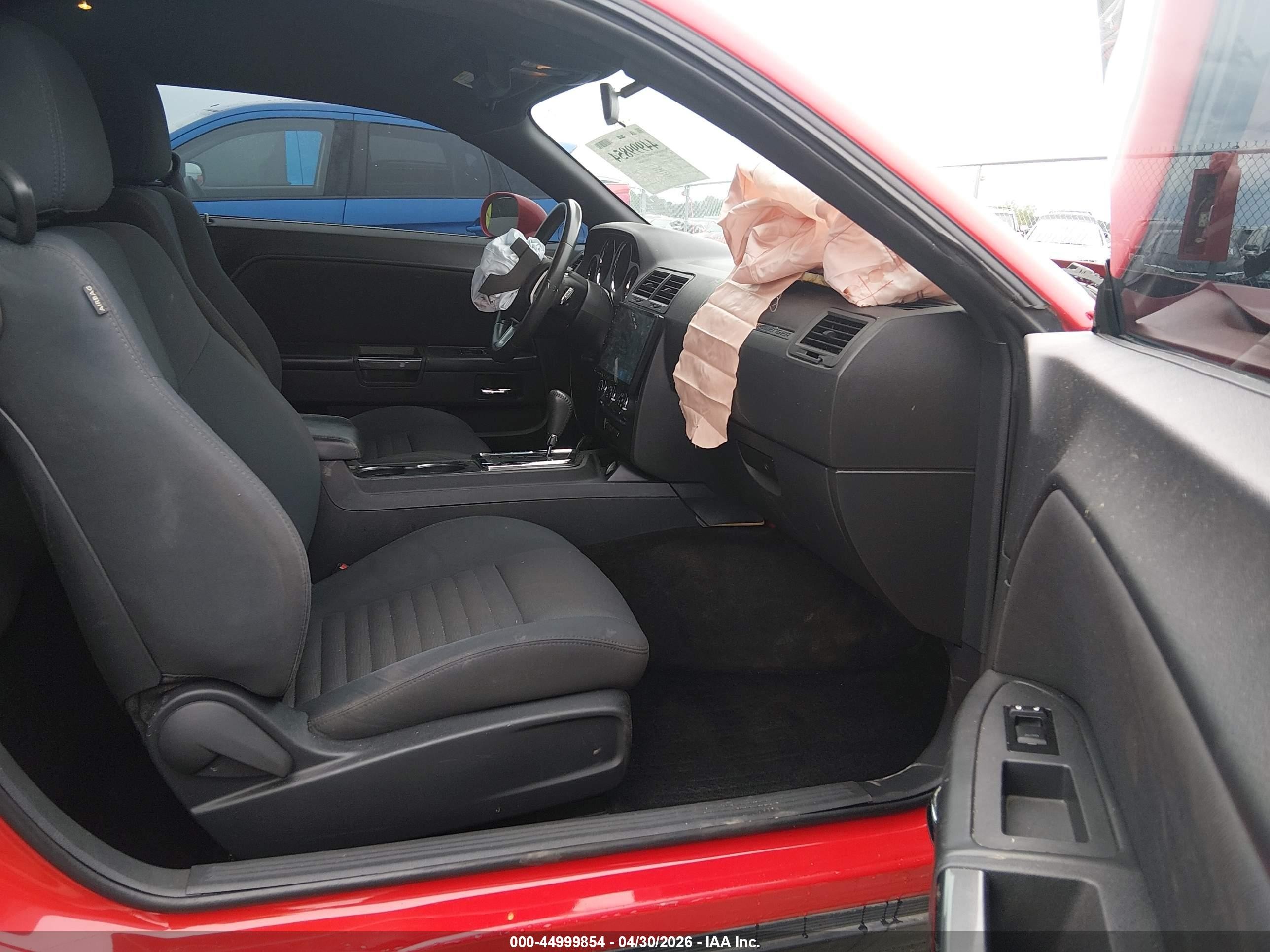 2014 Dodge Challenger Sxt Red vin: 2C3CDYAG0EH127141