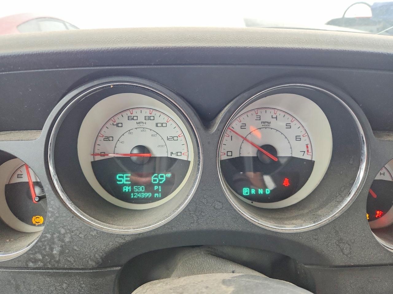2014 Dodge Challenger Sxt Silver vin: 2C3CDYAG0EH212125