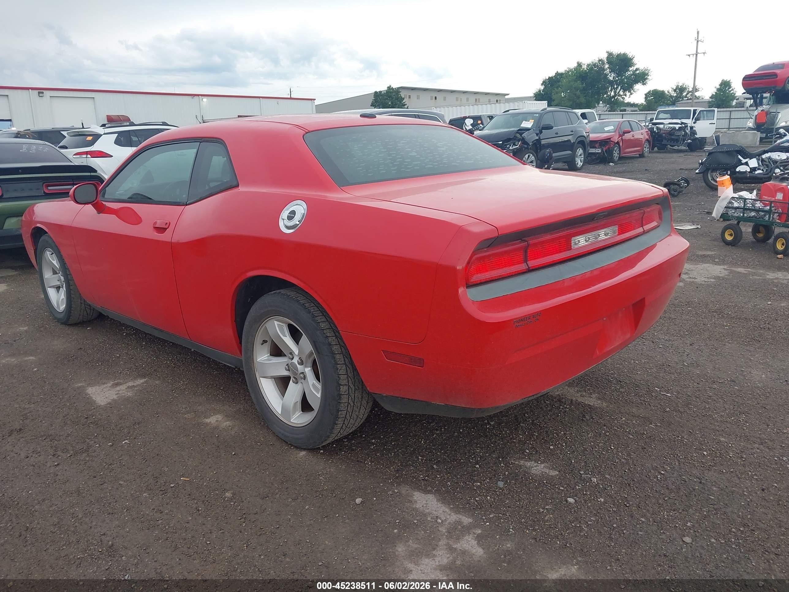 2014 Dodge Challenger Sxt Красный vin: 2C3CDYAG0EH286001
