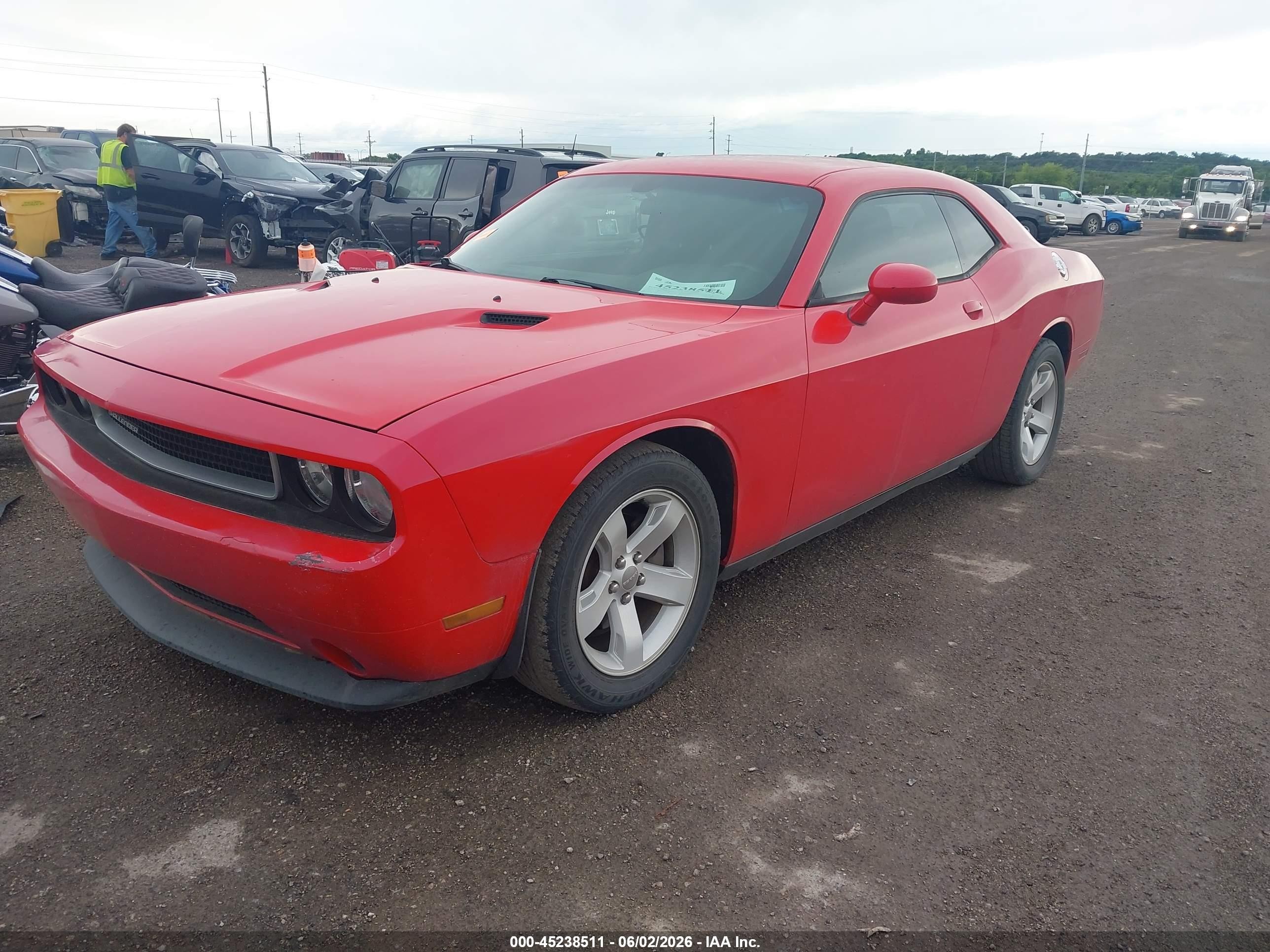 2014 Dodge Challenger Sxt Красный vin: 2C3CDYAG0EH286001