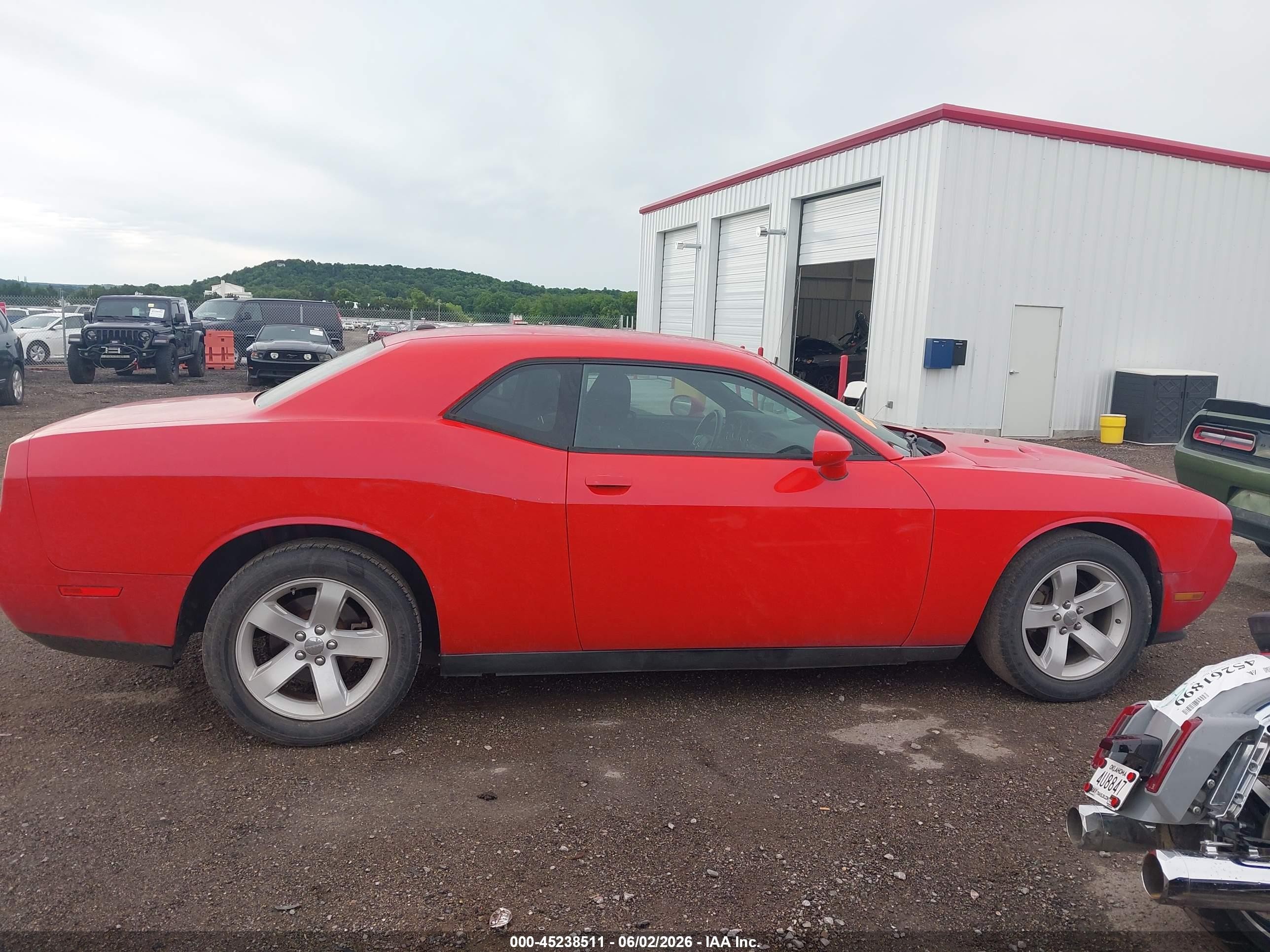 2014 Dodge Challenger Sxt Красный vin: 2C3CDYAG0EH286001