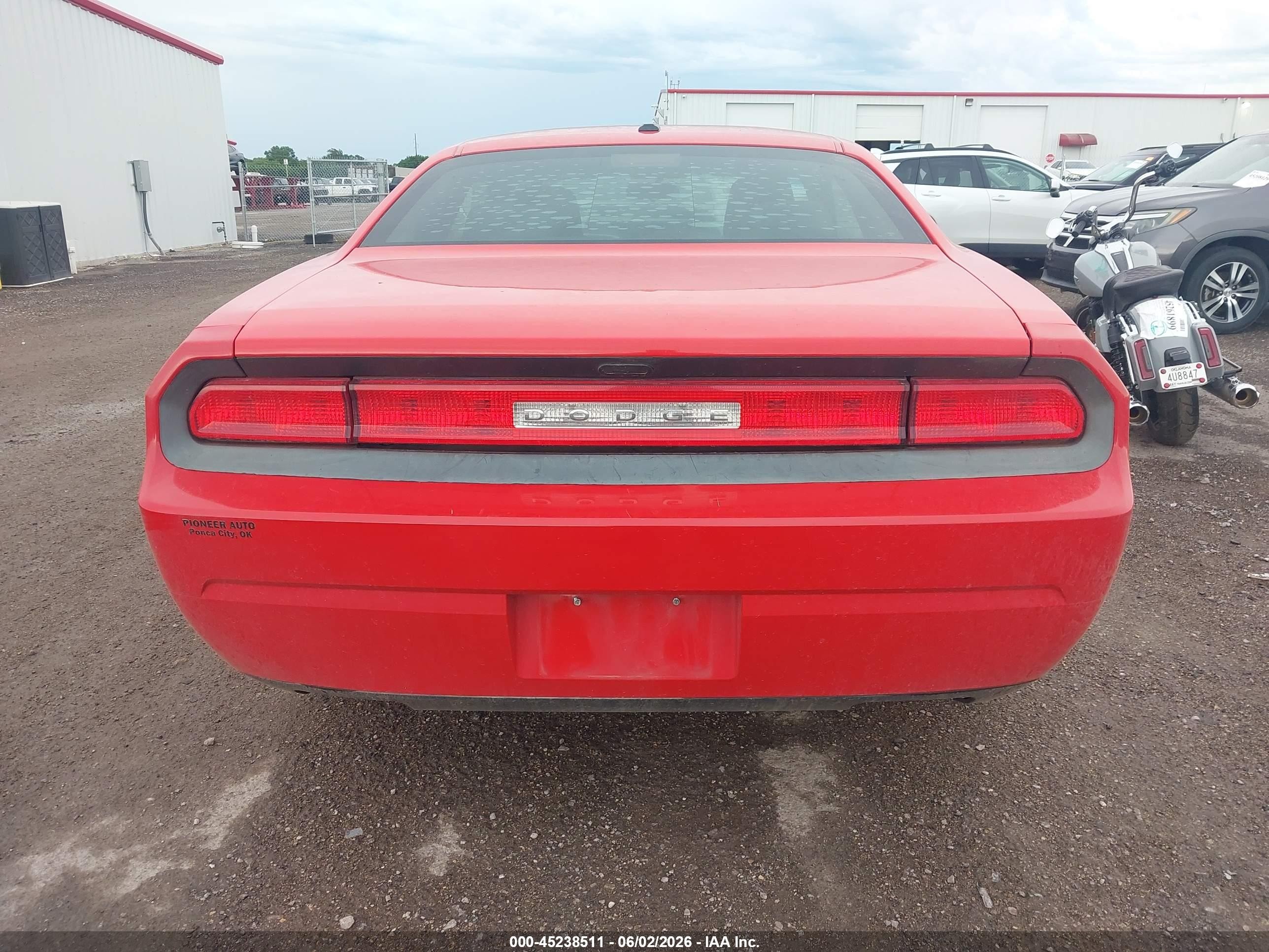 2014 Dodge Challenger Sxt Красный vin: 2C3CDYAG0EH286001