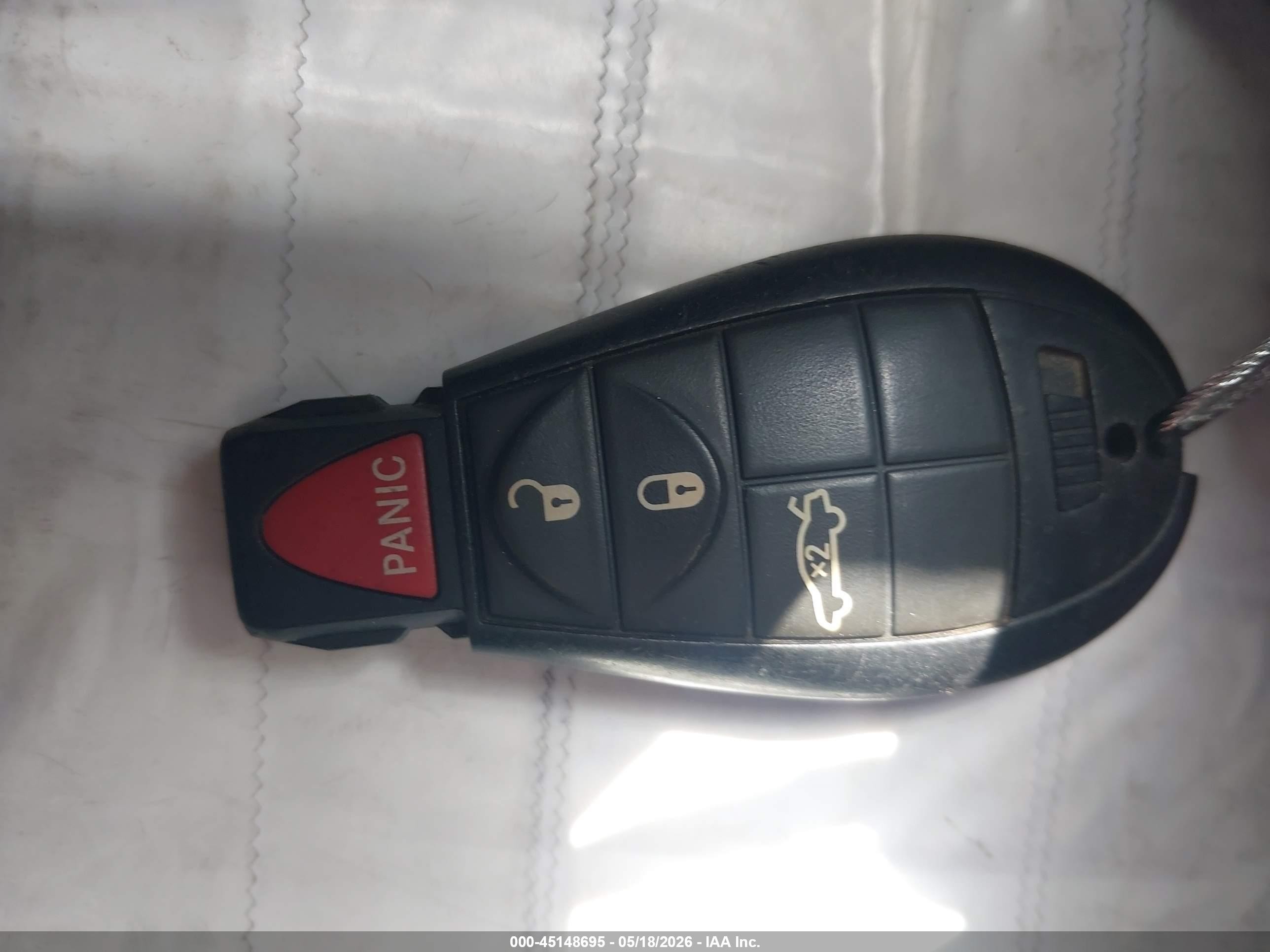2014 Dodge Challenger Sxt Silver vin: 2C3CDYAG0EH313942