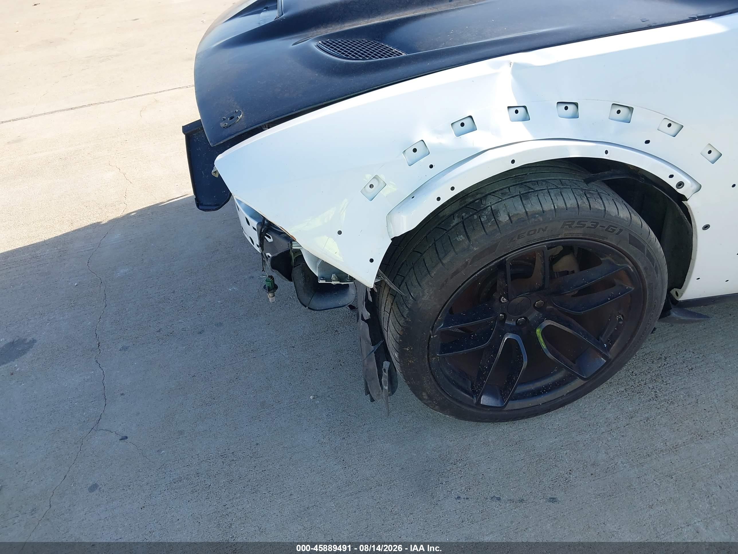 2013 Dodge Challenger Sxt White vin: 2C3CDYAG1DH501318