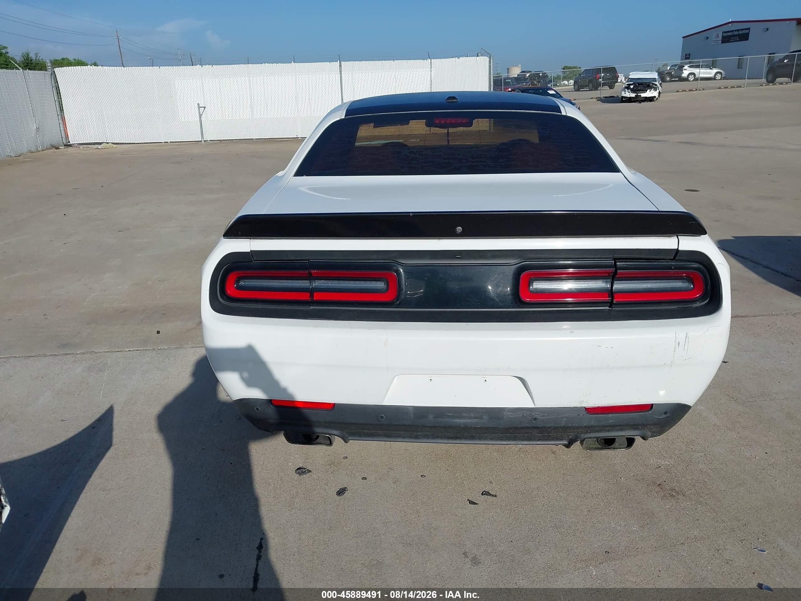 2013 Dodge Challenger Sxt White vin: 2C3CDYAG1DH501318