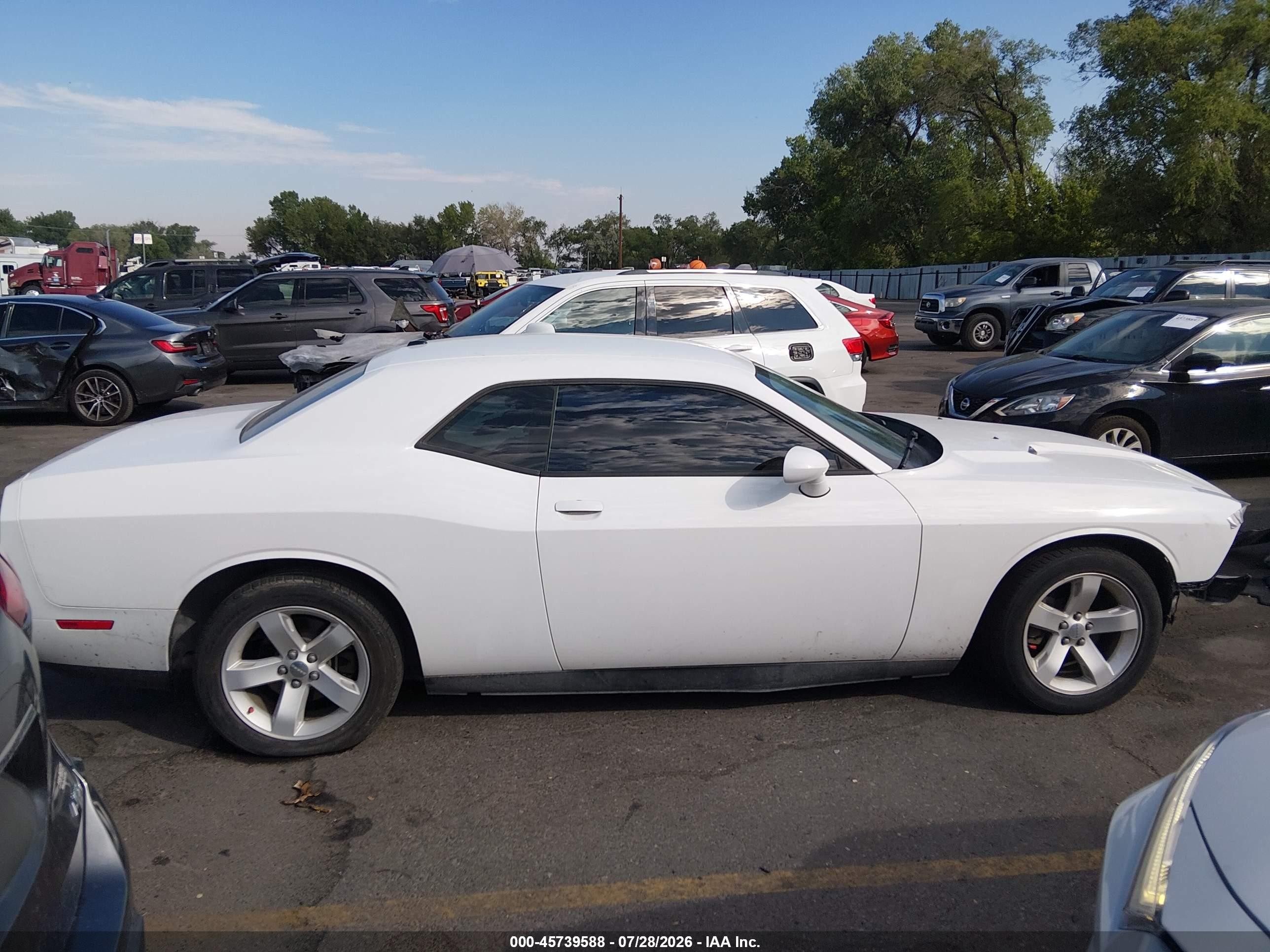 2013 Dodge Challenger Sxt White vin: 2C3CDYAG1DH511878