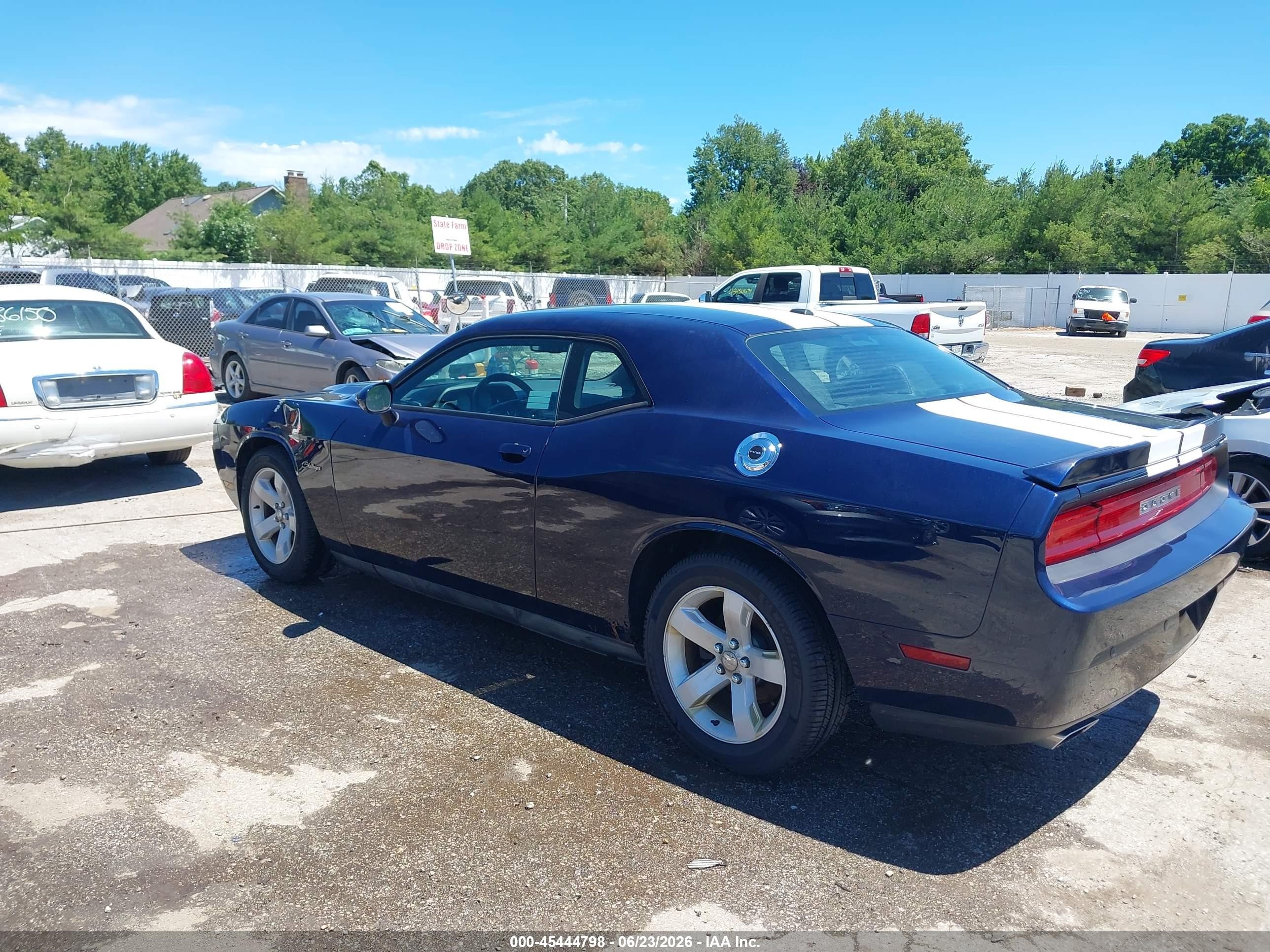 2013 Dodge Challenger Sxt Plus Dark Blue vin: 2C3CDYAG1DH565083