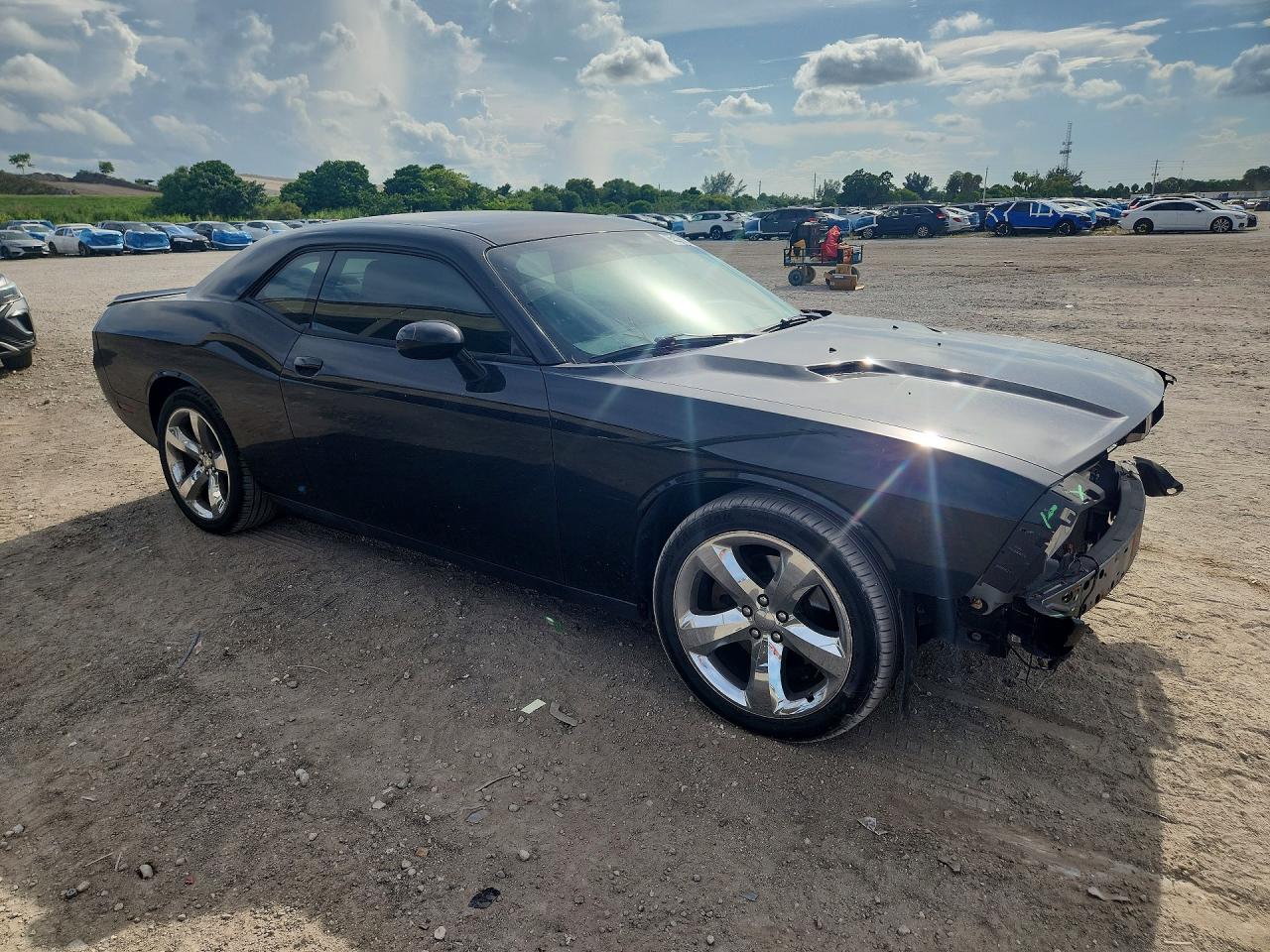 2013 Dodge Challenger Sxt Black vin: 2C3CDYAG1DH610684