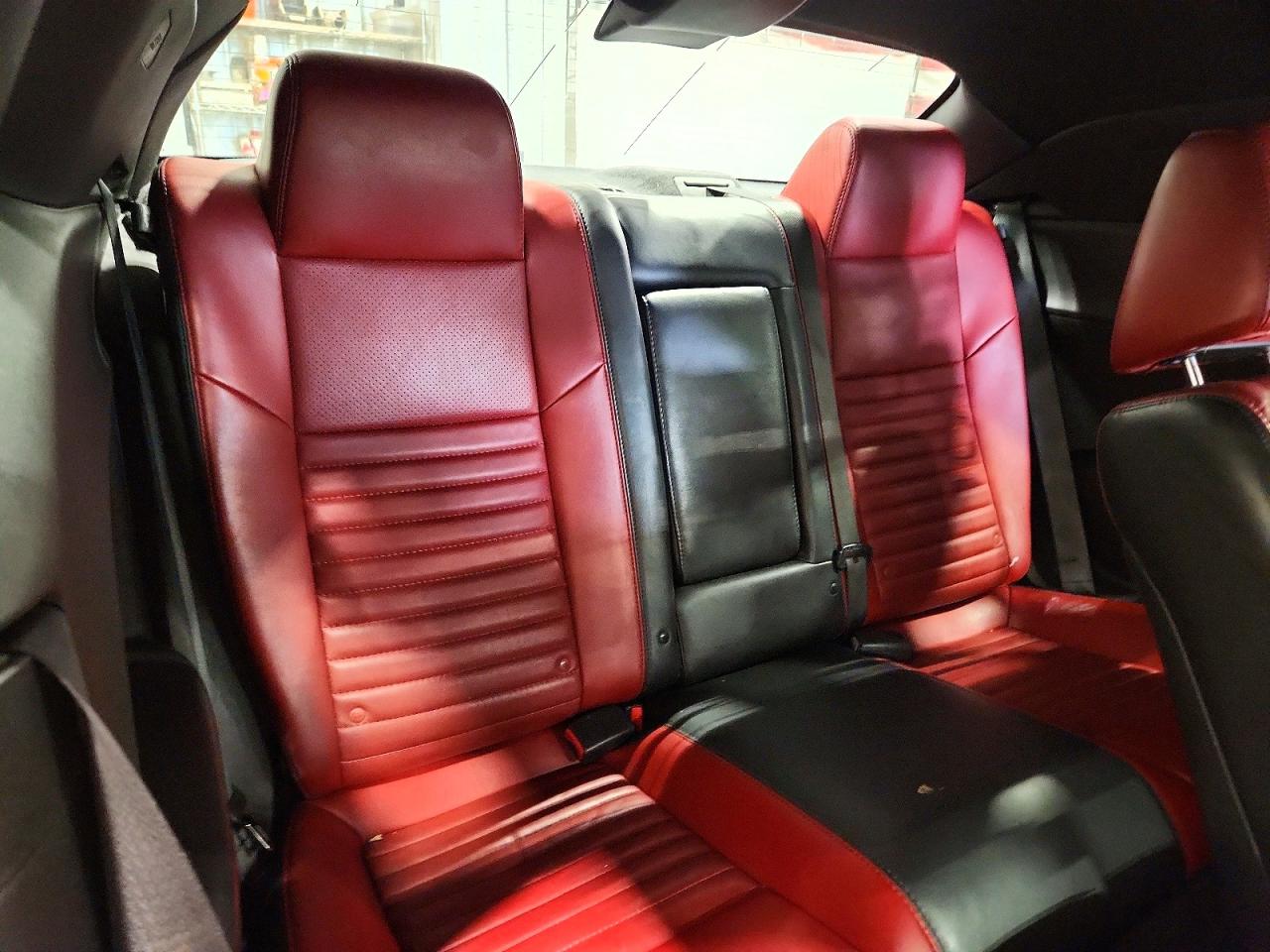 2013 Dodge Challenger Sxt Серебряный vin: 2C3CDYAG1DH670979