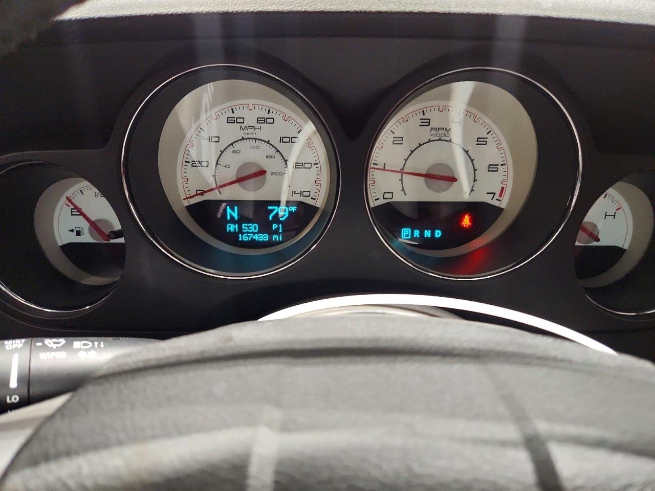 2013 Dodge Challenger Sxt Серебряный vin: 2C3CDYAG1DH670979