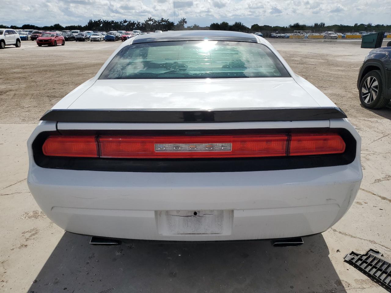 2014 Dodge Challenger Sxt White vin: 2C3CDYAG1EH149567 Damage: Rear Bumper, Multiple Scratches Heavy, 5