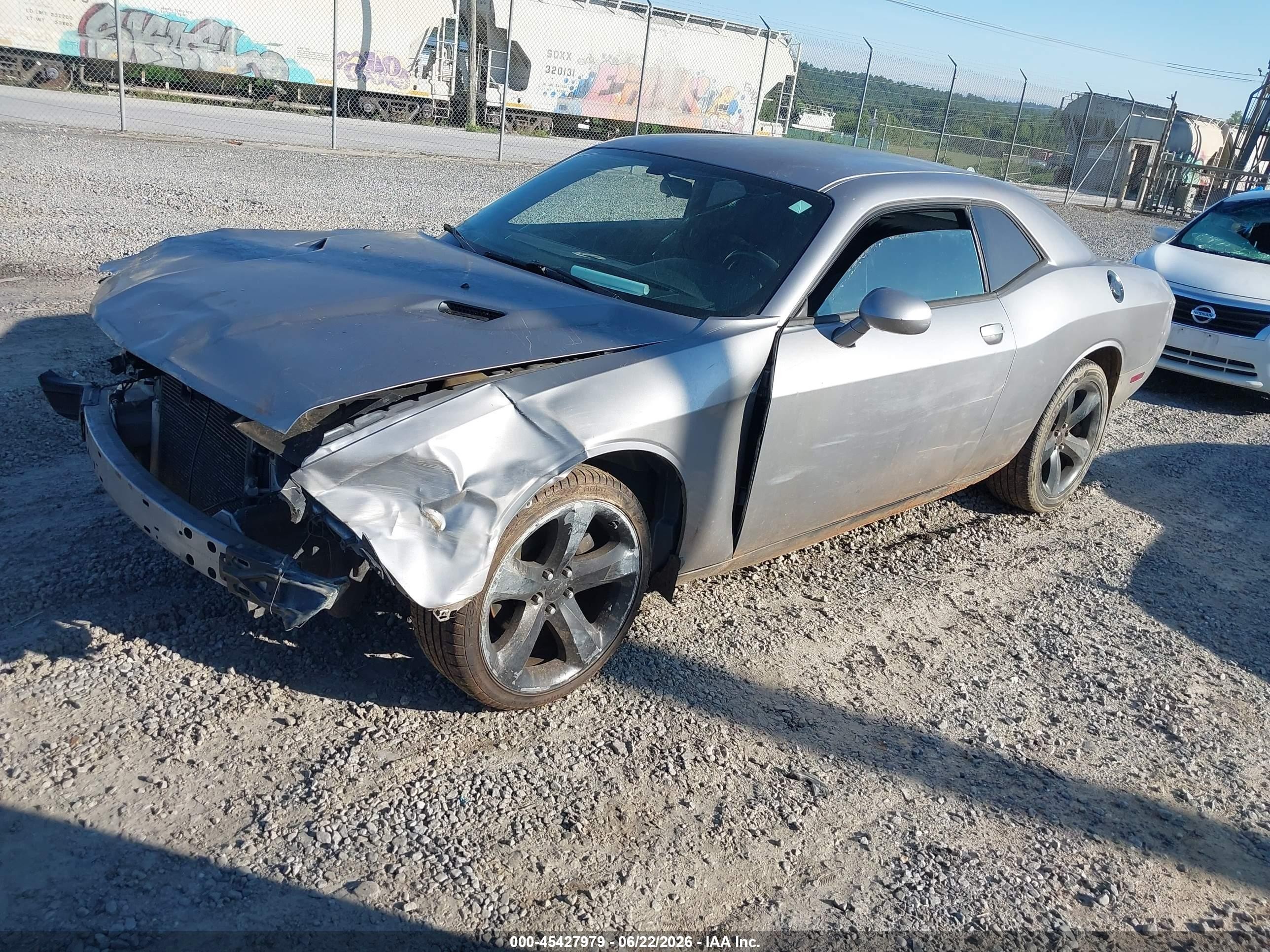 2014 Dodge Challenger Sxt Silver vin: 2C3CDYAG1EH153540