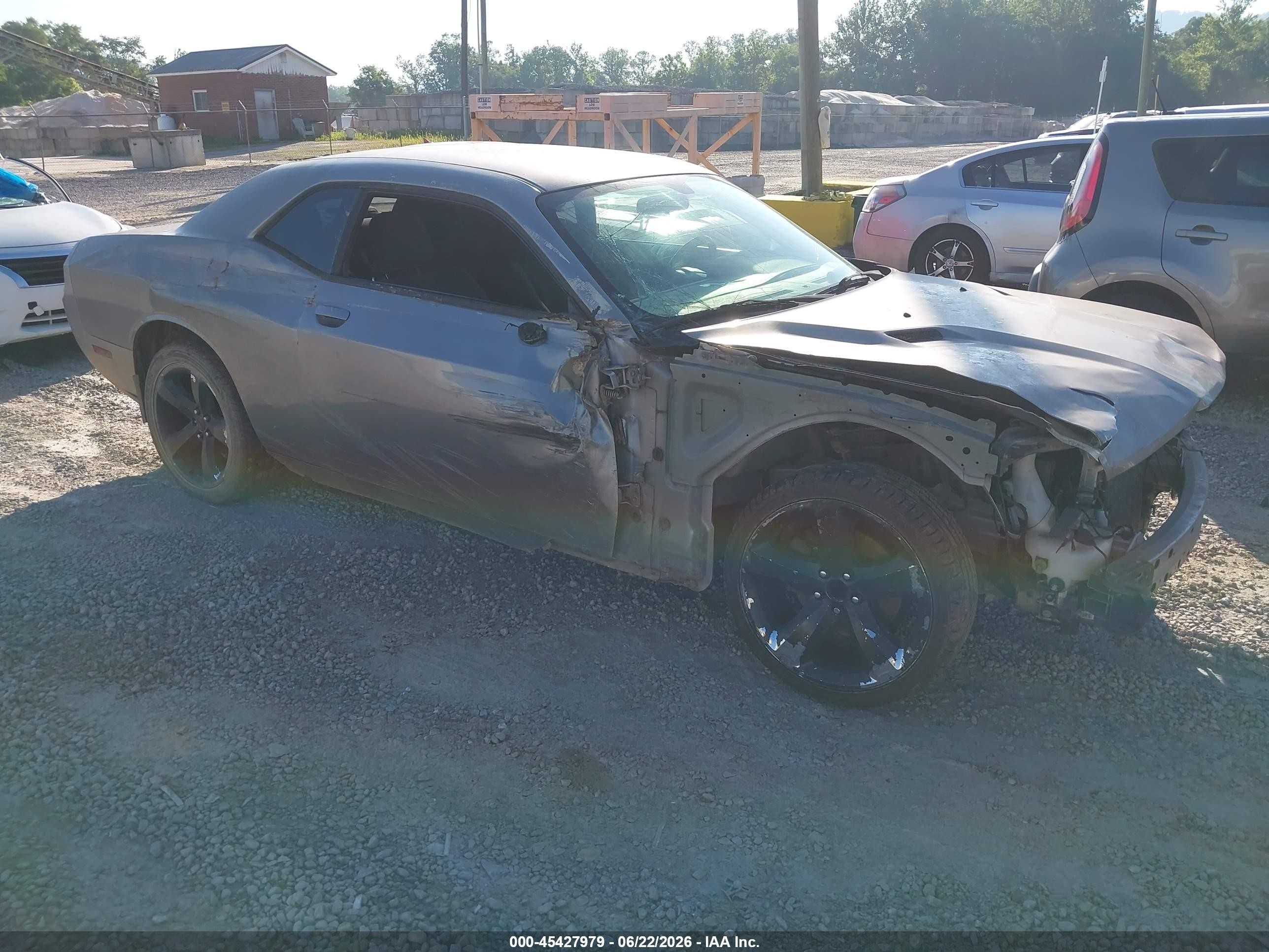 2014 Dodge Challenger Sxt Silver vin: 2C3CDYAG1EH153540