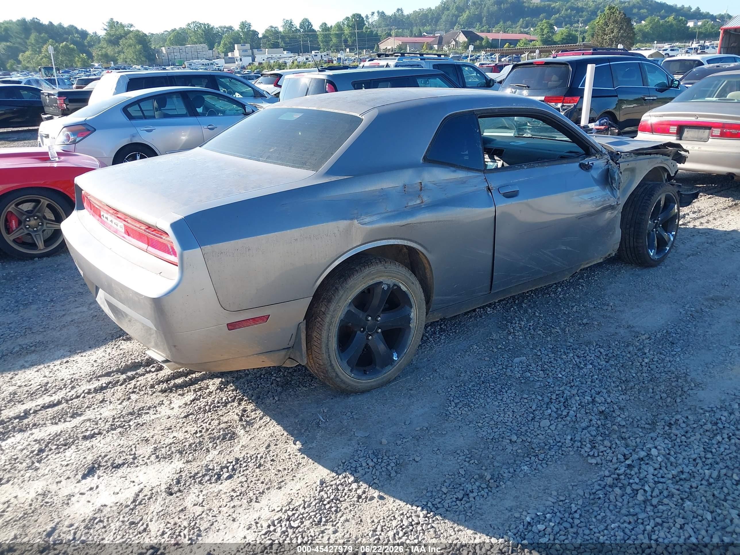 2014 Dodge Challenger Sxt Silver vin: 2C3CDYAG1EH153540