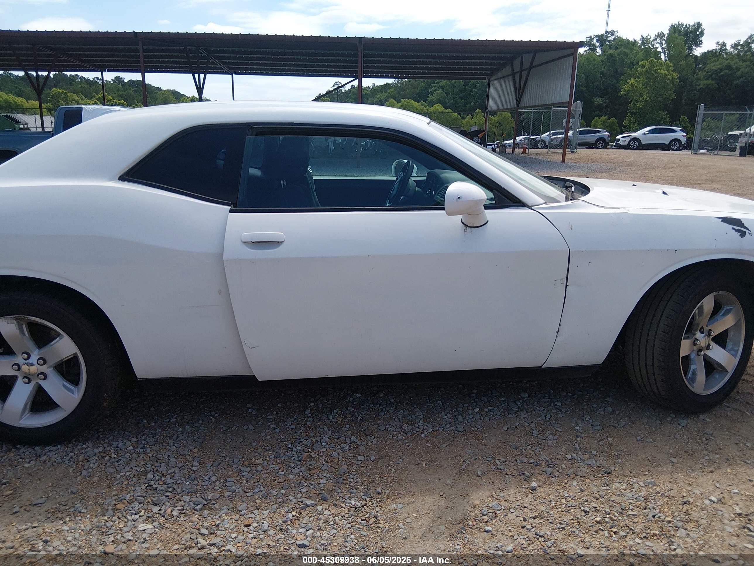 2014 Dodge Challenger Sxt White vin: 2C3CDYAG1EH249782