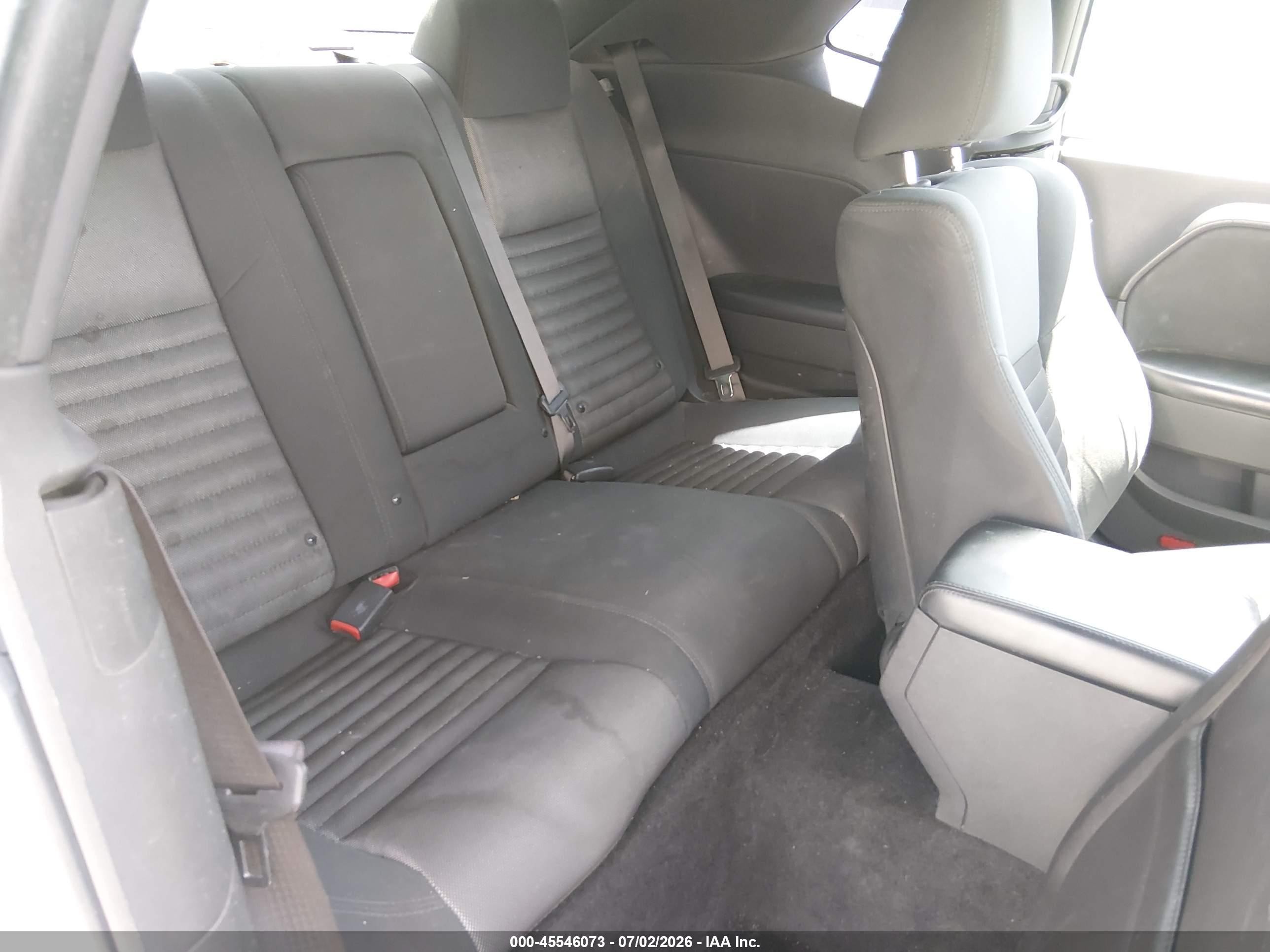 2014 Dodge Challenger Sxt White vin: 2C3CDYAG1EH251063
