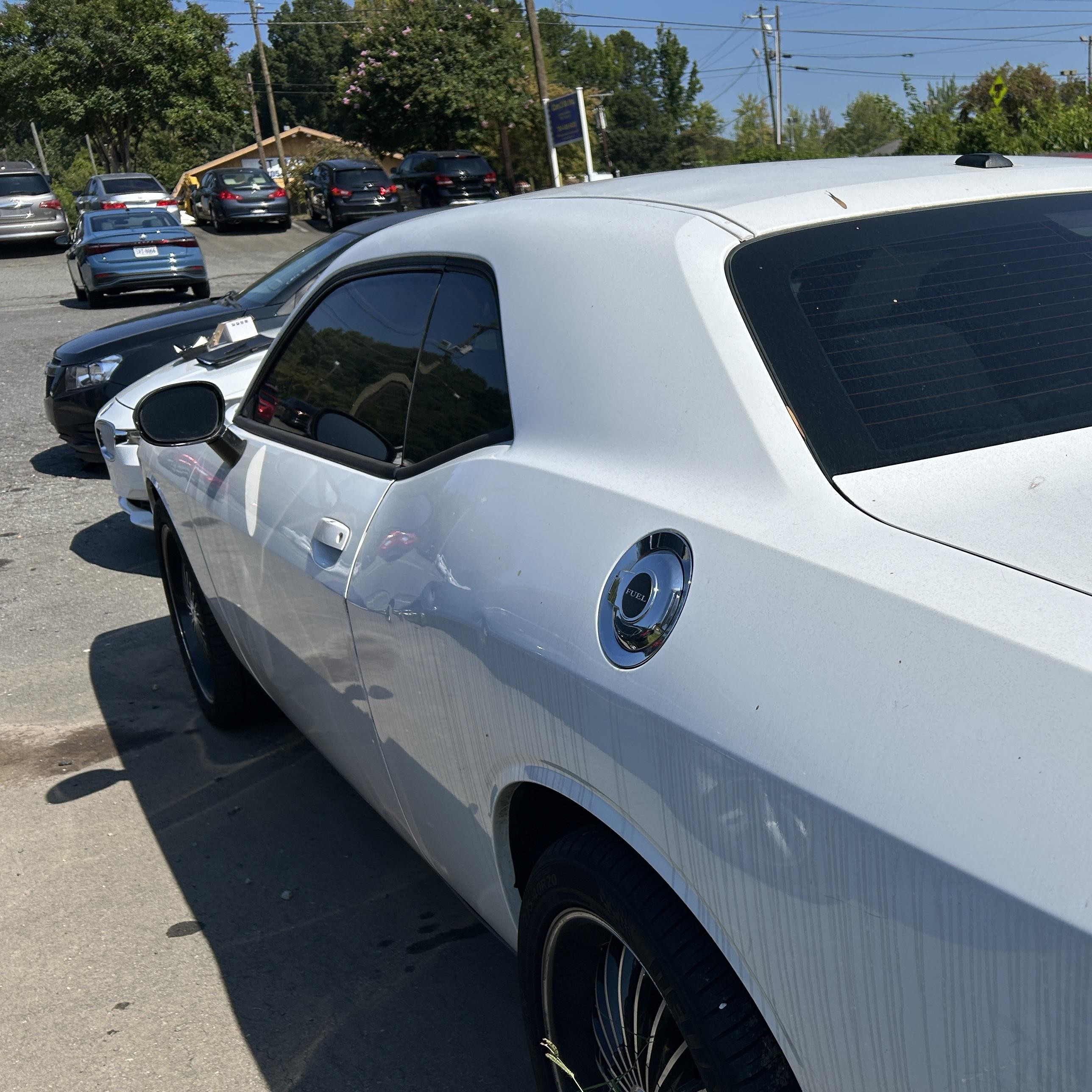 2014 Dodge Challenger Sxt vin: 2C3CDYAG1EH311181