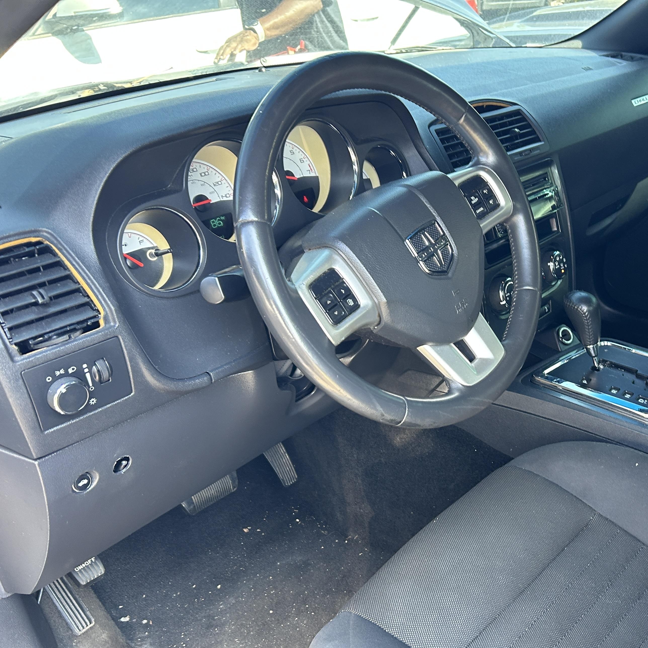 2014 Dodge Challenger Sxt vin: 2C3CDYAG1EH311181