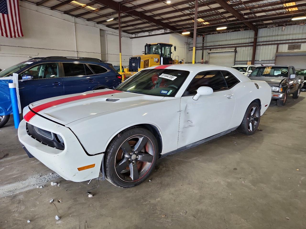 2013 Dodge Challenger Sxt White vin: 2C3CDYAG2DH579140