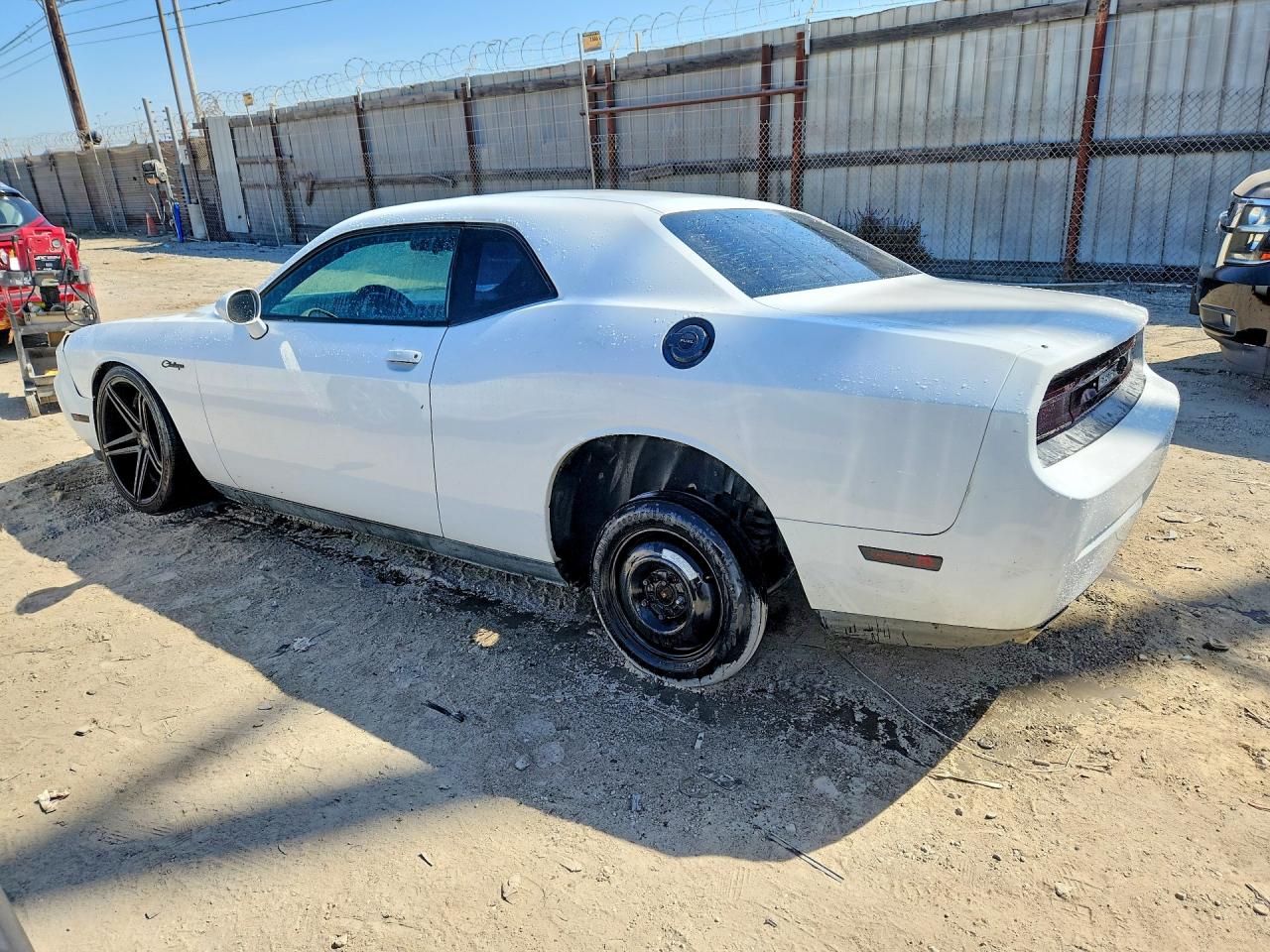 2013 Dodge Challenger Sxt White vin: 2C3CDYAG2DH733801
