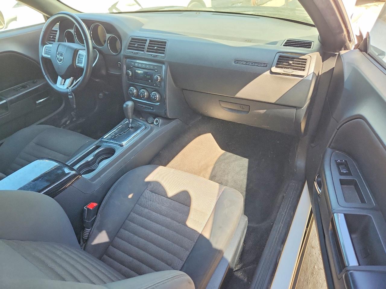 2013 Dodge Challenger Sxt White vin: 2C3CDYAG2DH733801