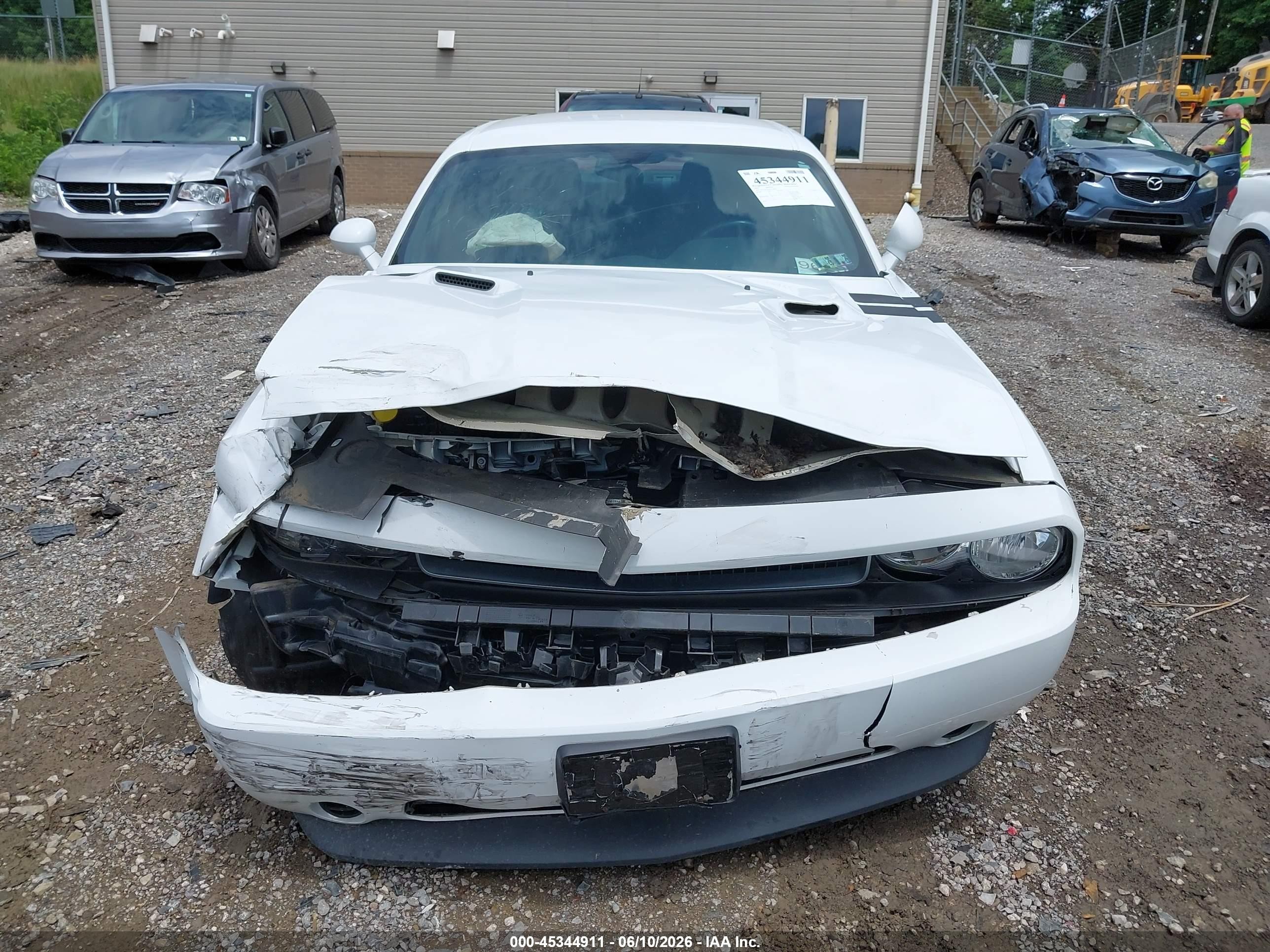2014 Dodge Challenger Sxt White vin: 2C3CDYAG2EH126864