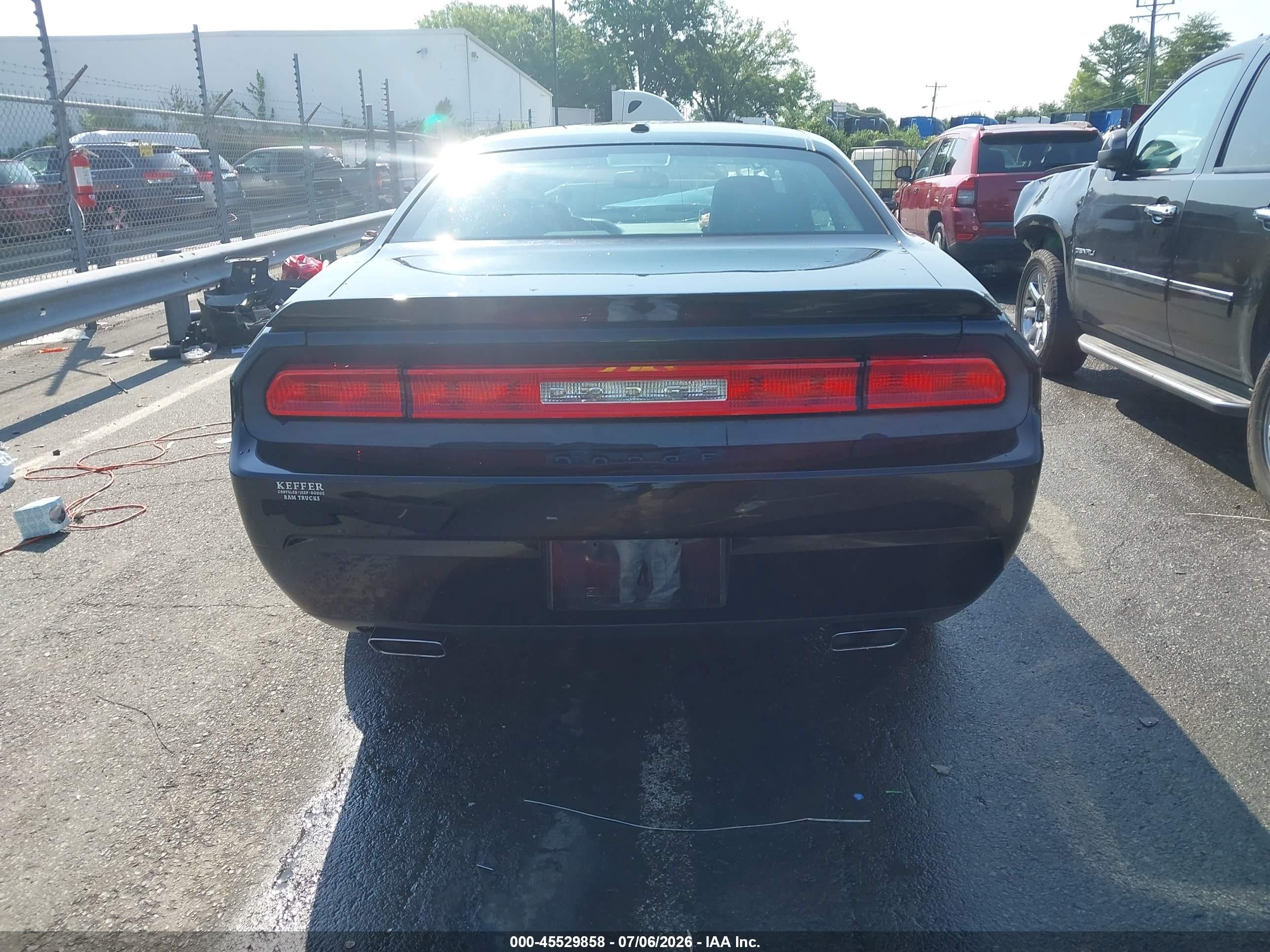 2014 Dodge Challenger Sxt Черный vin: 2C3CDYAG2EH225958