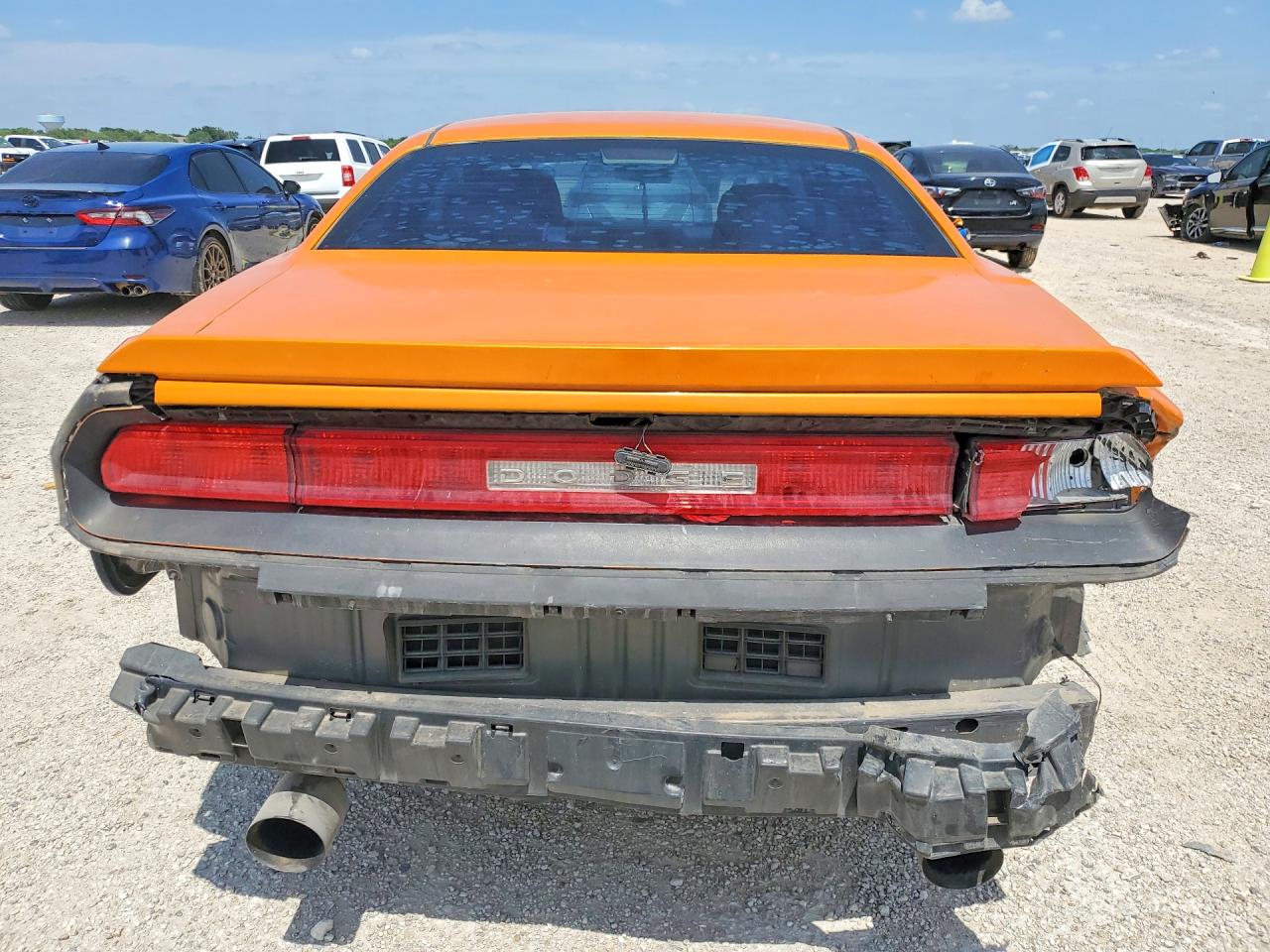 2014 Dodge Challenger Sxt Orange vin: 2C3CDYAG2EH244817