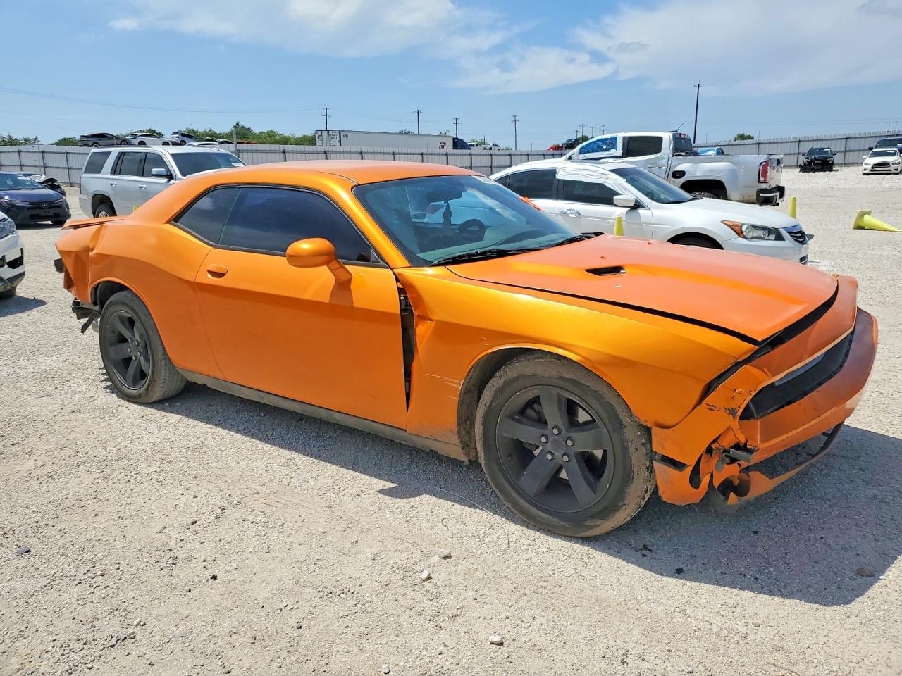 2014 Dodge Challenger Sxt Orange vin: 2C3CDYAG2EH244817