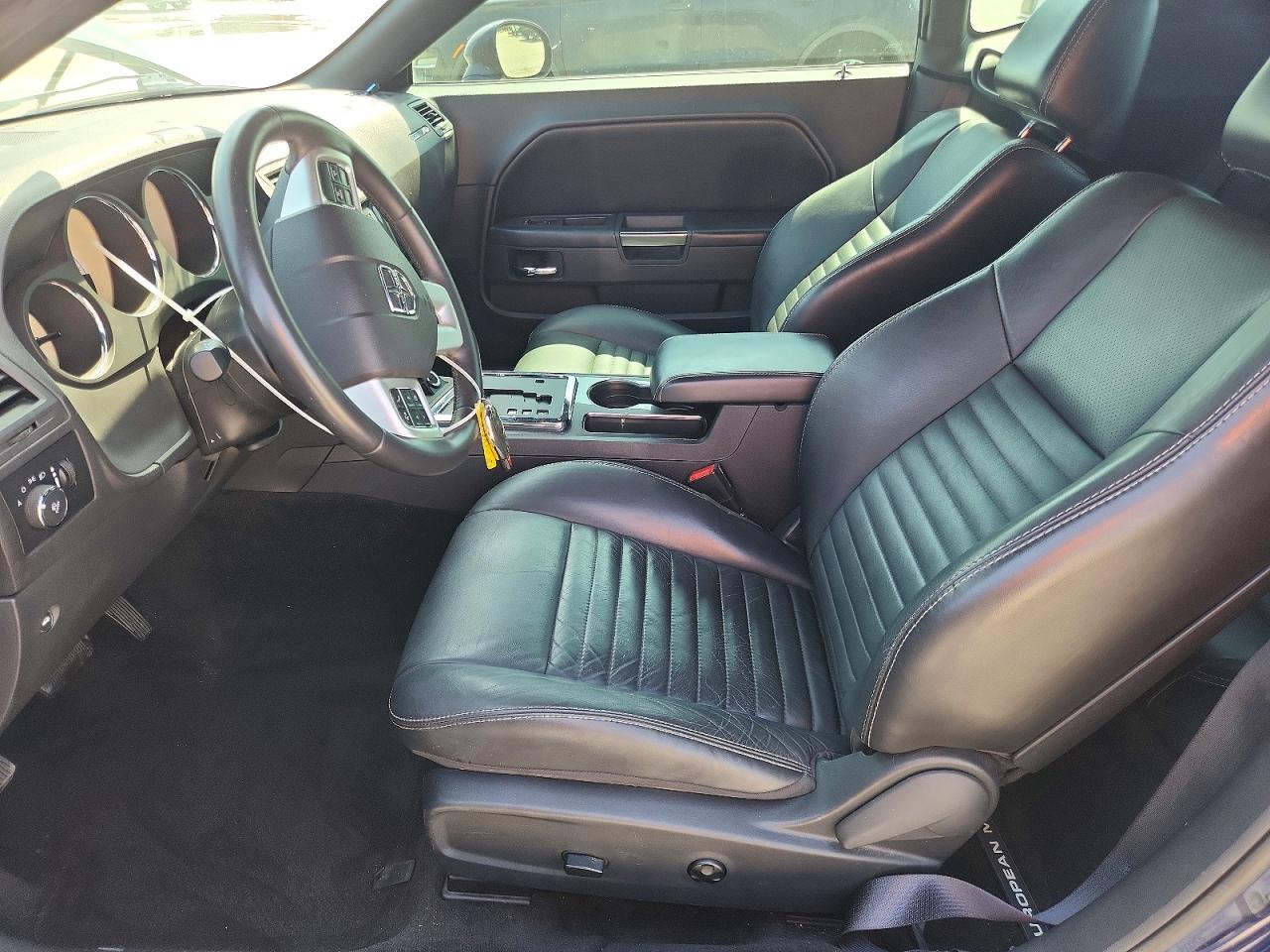 2014 Dodge Challenger Sxt Blue vin: 2C3CDYAG2EH247717