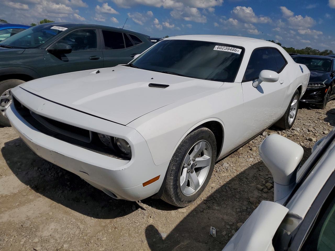 2014 Dodge Challenger Sxt White vin: 2C3CDYAG2EH250021