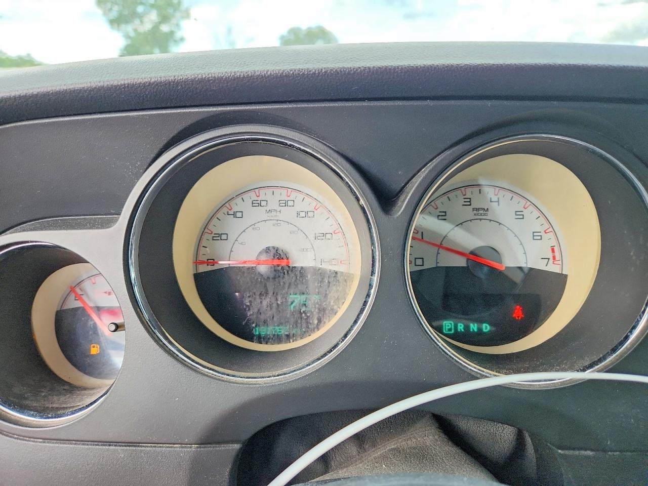 2014 Dodge Challenger Sxt White vin: 2C3CDYAG2EH250021