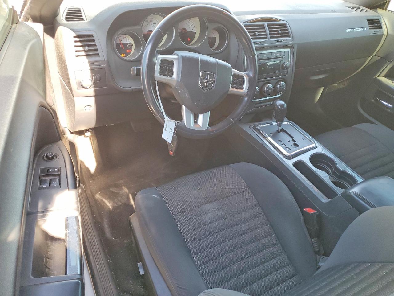 2014 Dodge Challenger Sxt White vin: 2C3CDYAG2EH290017
