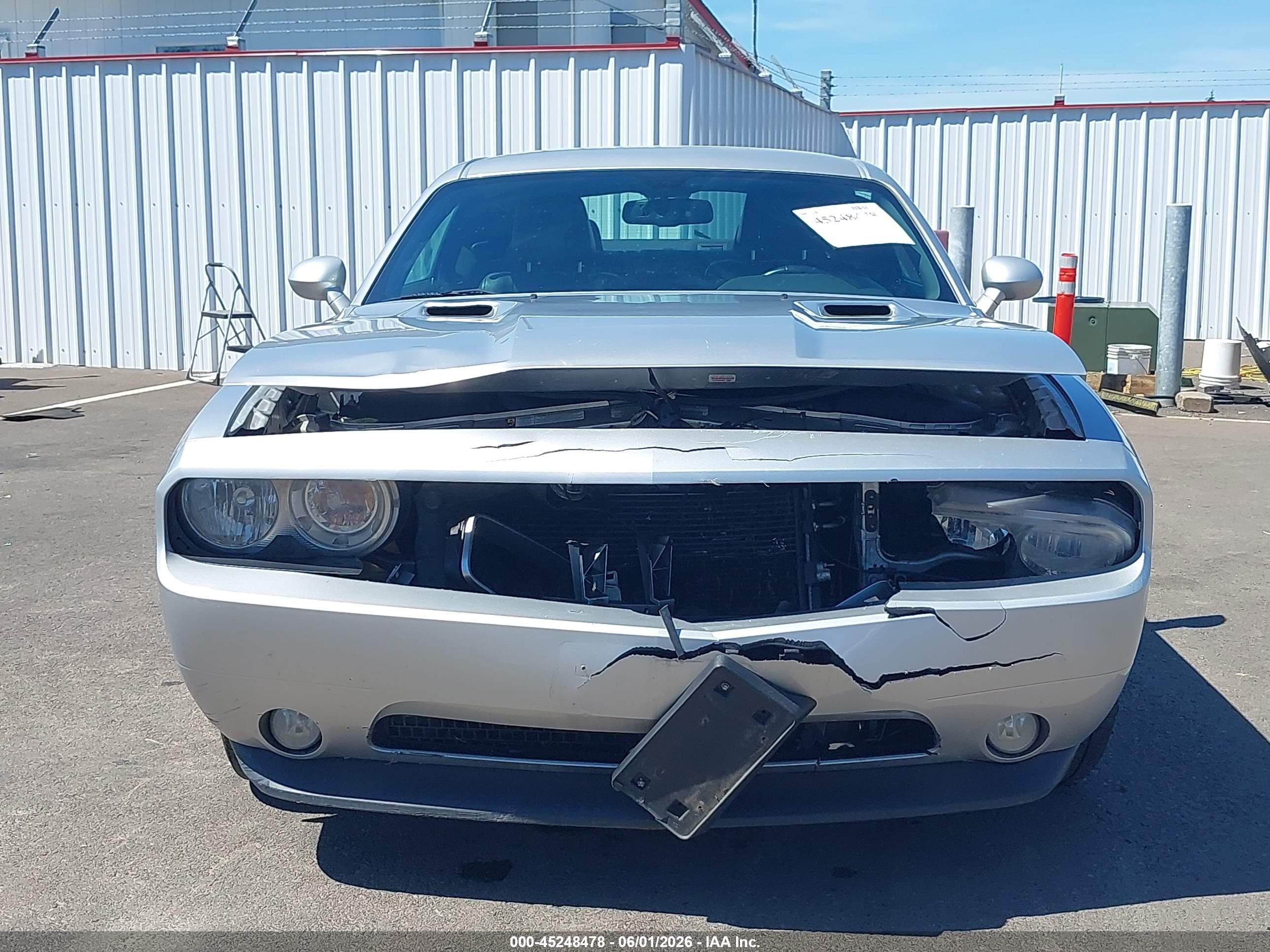 2012 Dodge Challenger Sxt Silver vin: 2C3CDYAG3CH131133
