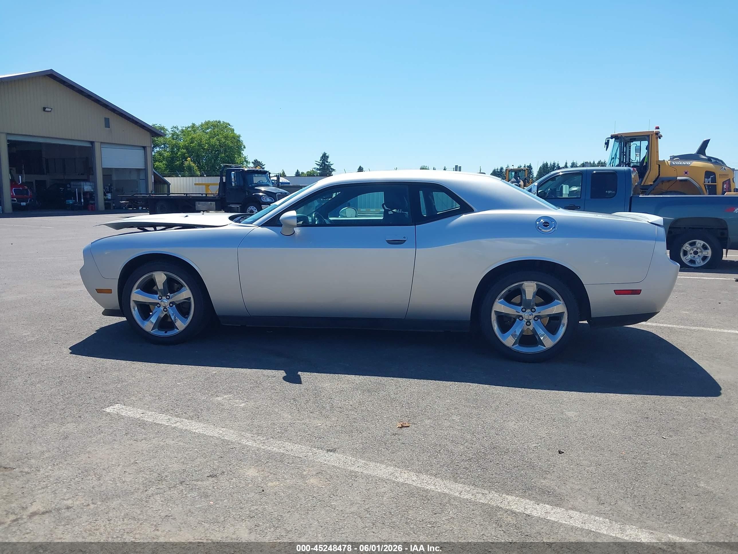 2012 Dodge Challenger Sxt Silver vin: 2C3CDYAG3CH131133
