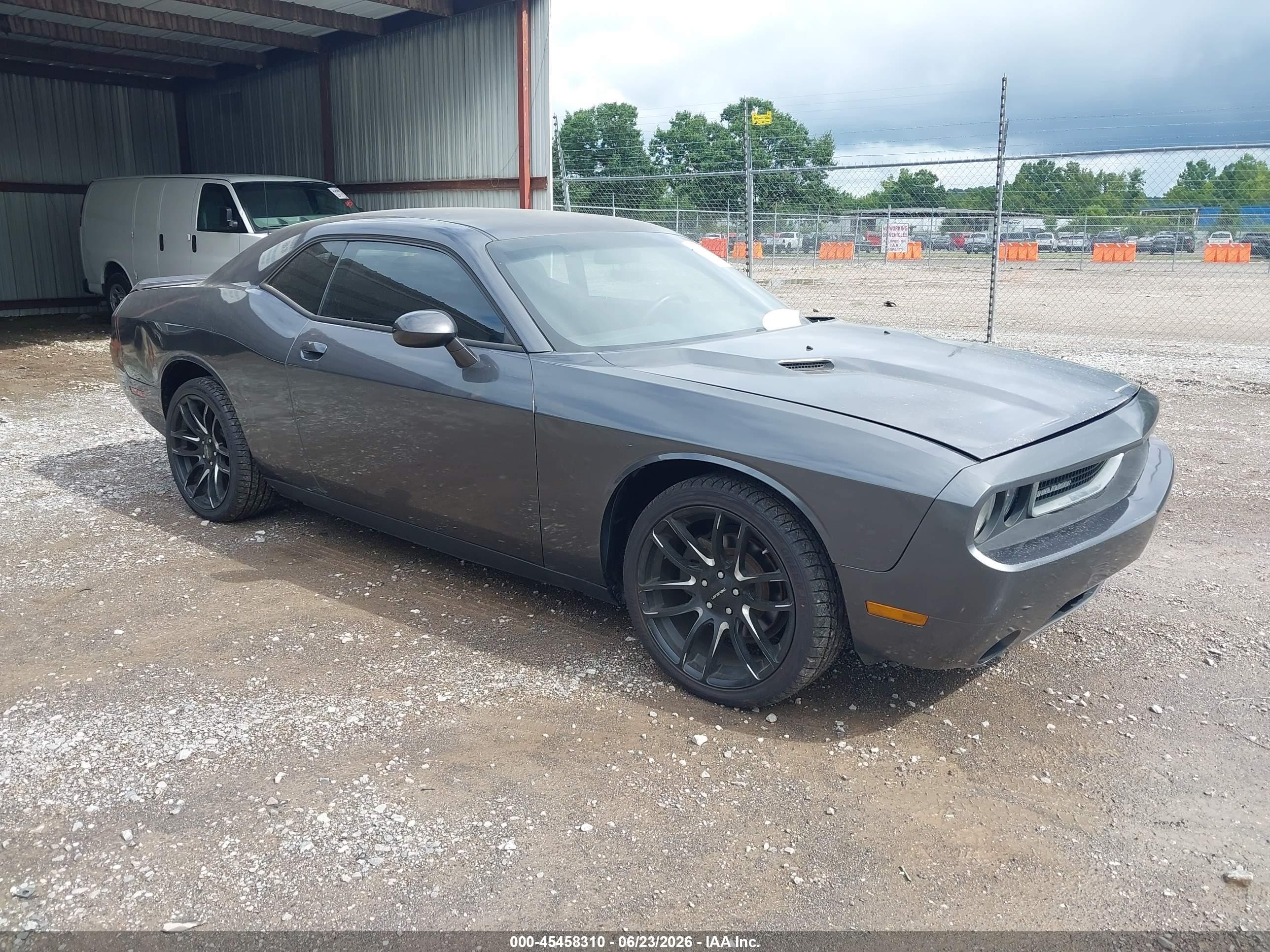 2013 Dodge Challenger Sxt Gray vin: 2C3CDYAG3DH592897