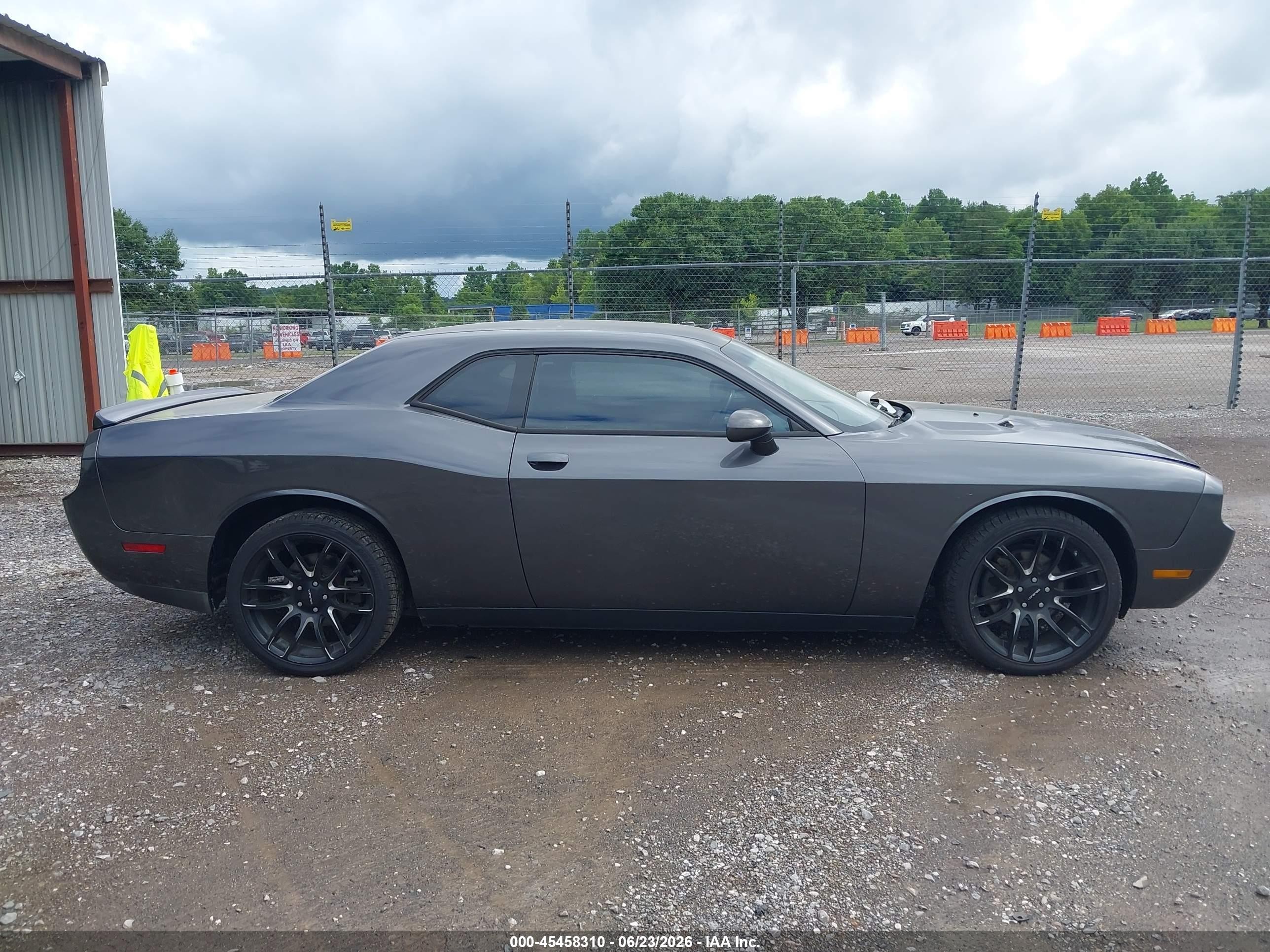 2013 Dodge Challenger Sxt Gray vin: 2C3CDYAG3DH592897