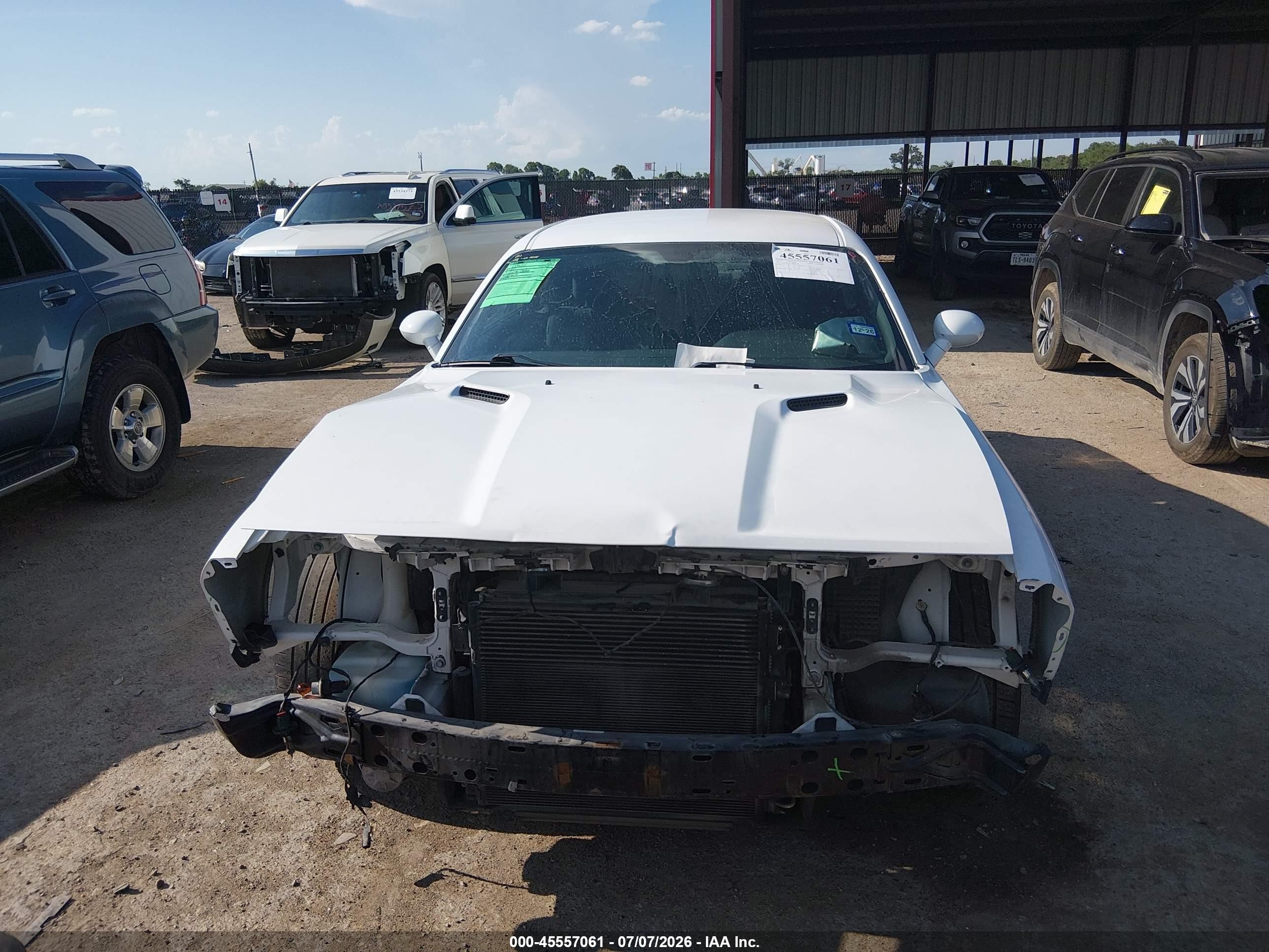 2013 Dodge Challenger Sxt Белый vin: 2C3CDYAG3DH641242