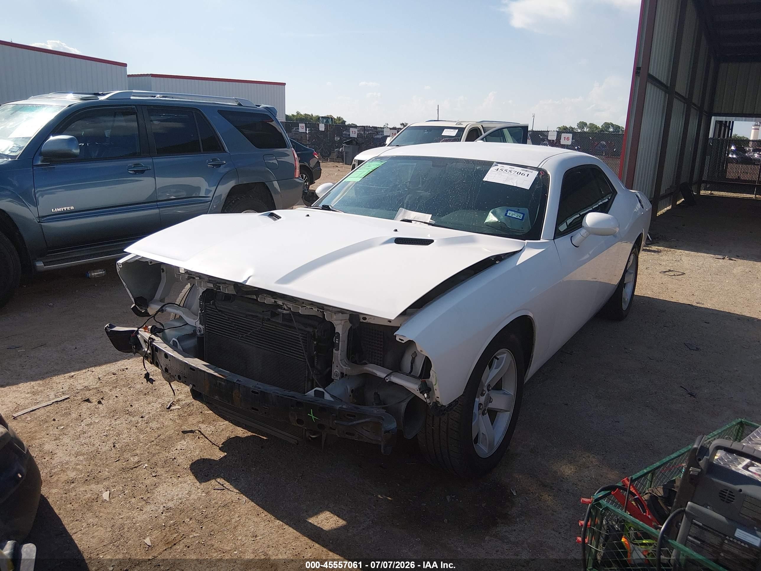 2013 Dodge Challenger Sxt Белый vin: 2C3CDYAG3DH641242