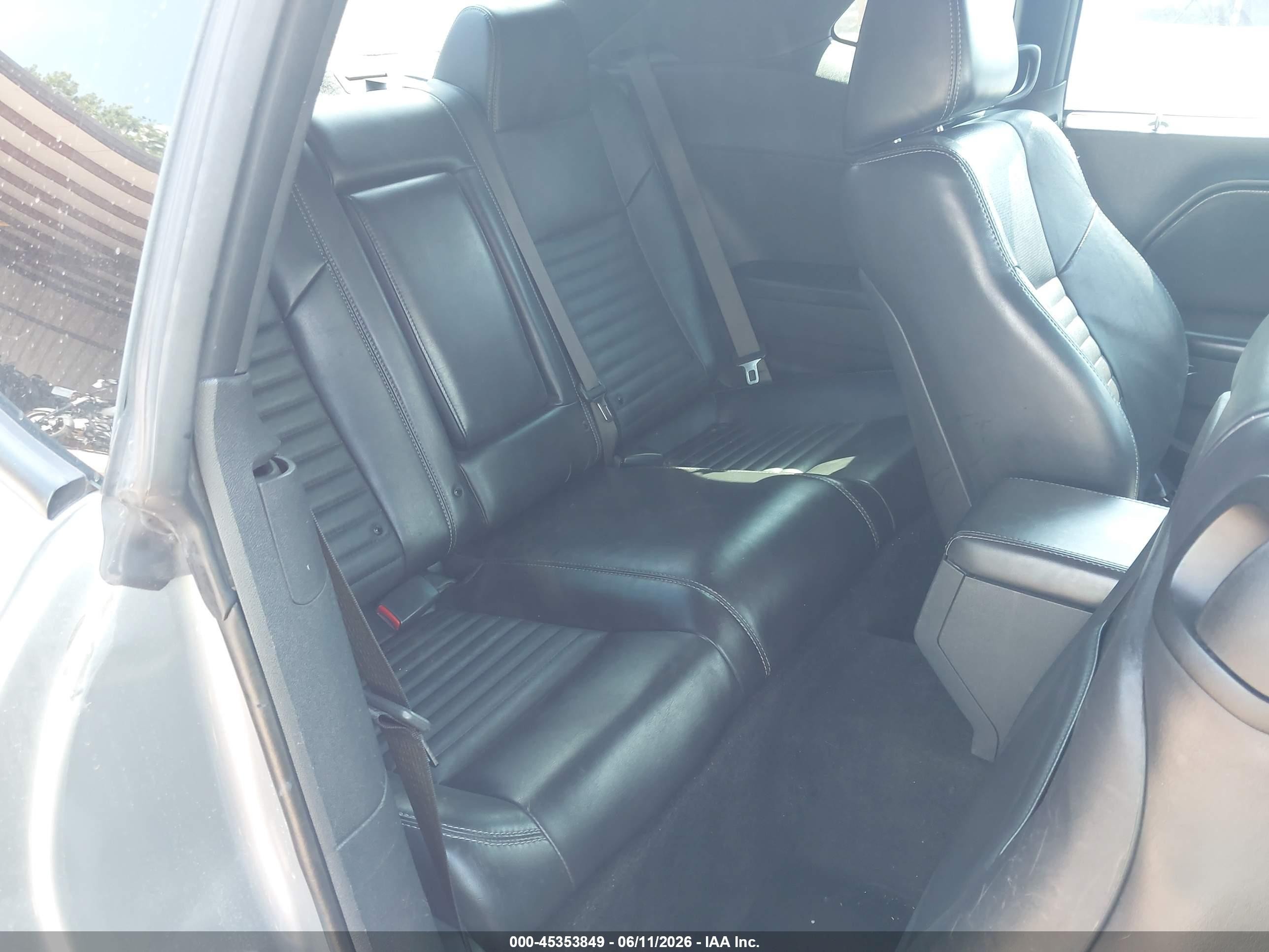 2013 Dodge Challenger Sxt Plus Silver vin: 2C3CDYAG3DH650751