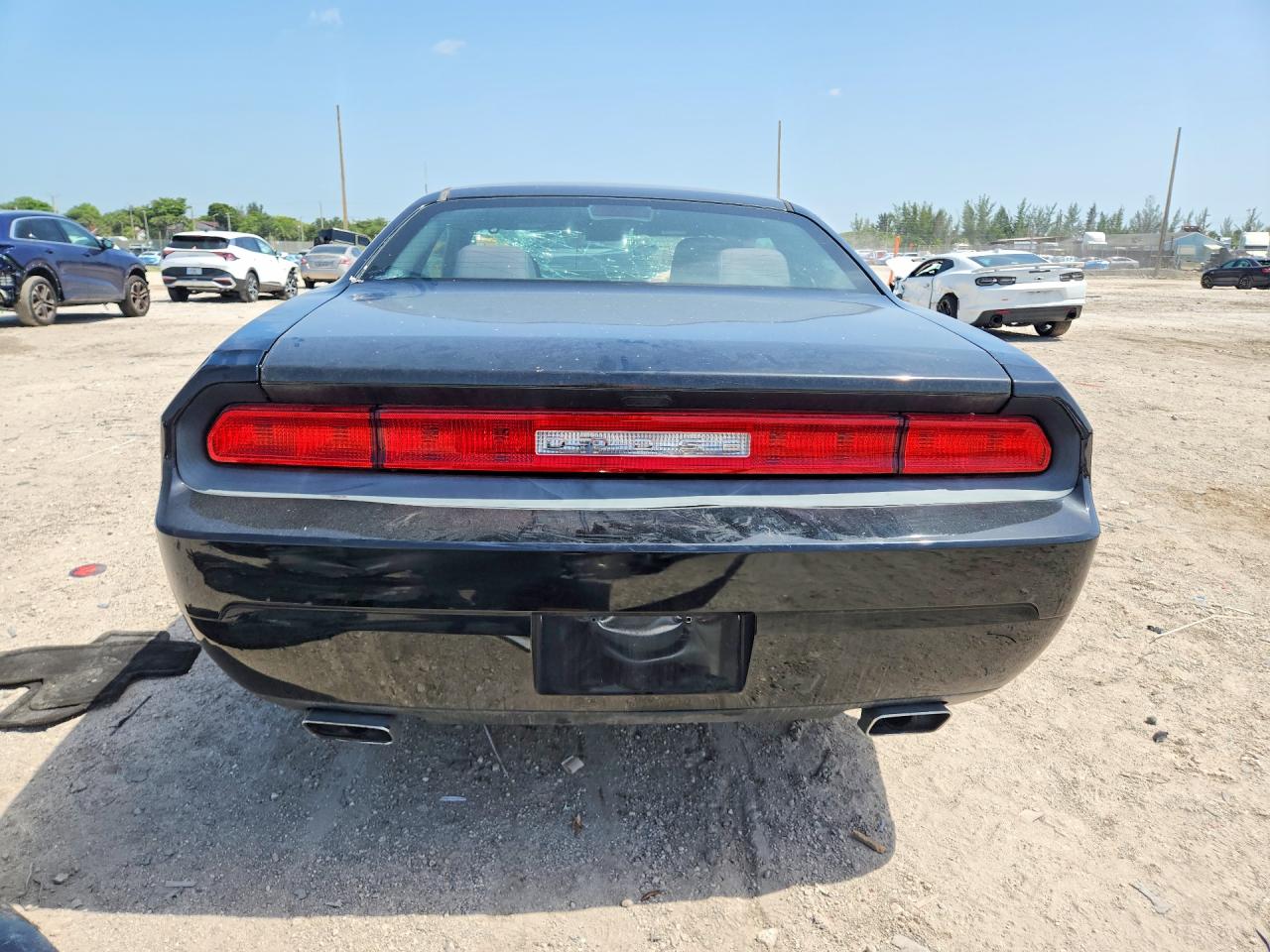 2013 Dodge Challenger Sxt Black vin: 2C3CDYAG3DH669882