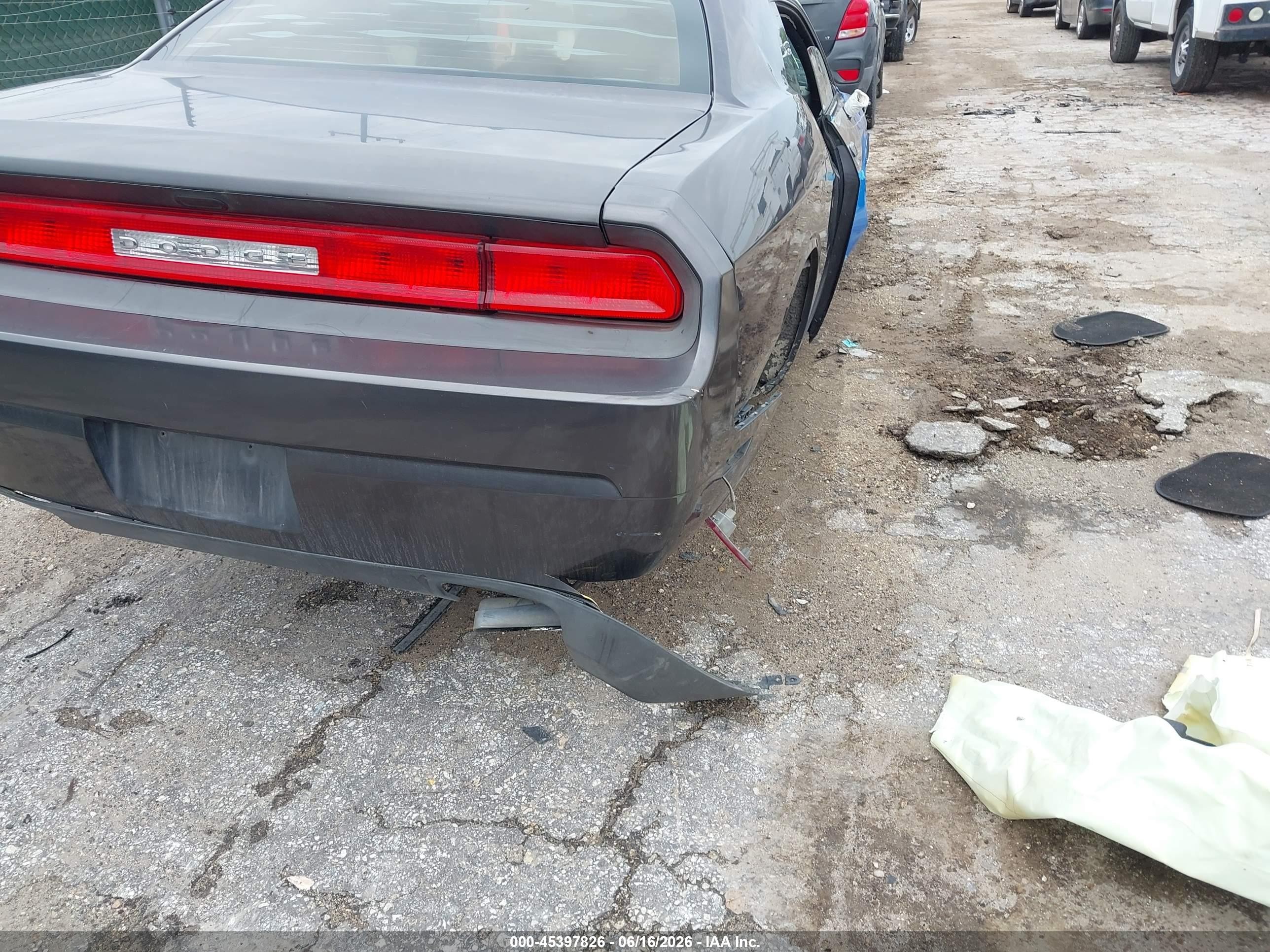 2013 Dodge Challenger Sxt Gray vin: 2C3CDYAG3DH679280