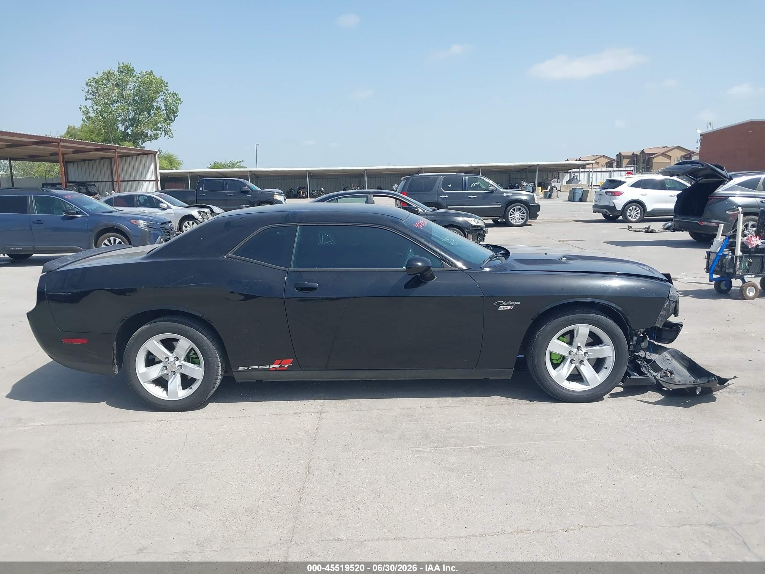 2013 Dodge Challenger Sxt Black vin: 2C3CDYAG3DH684351