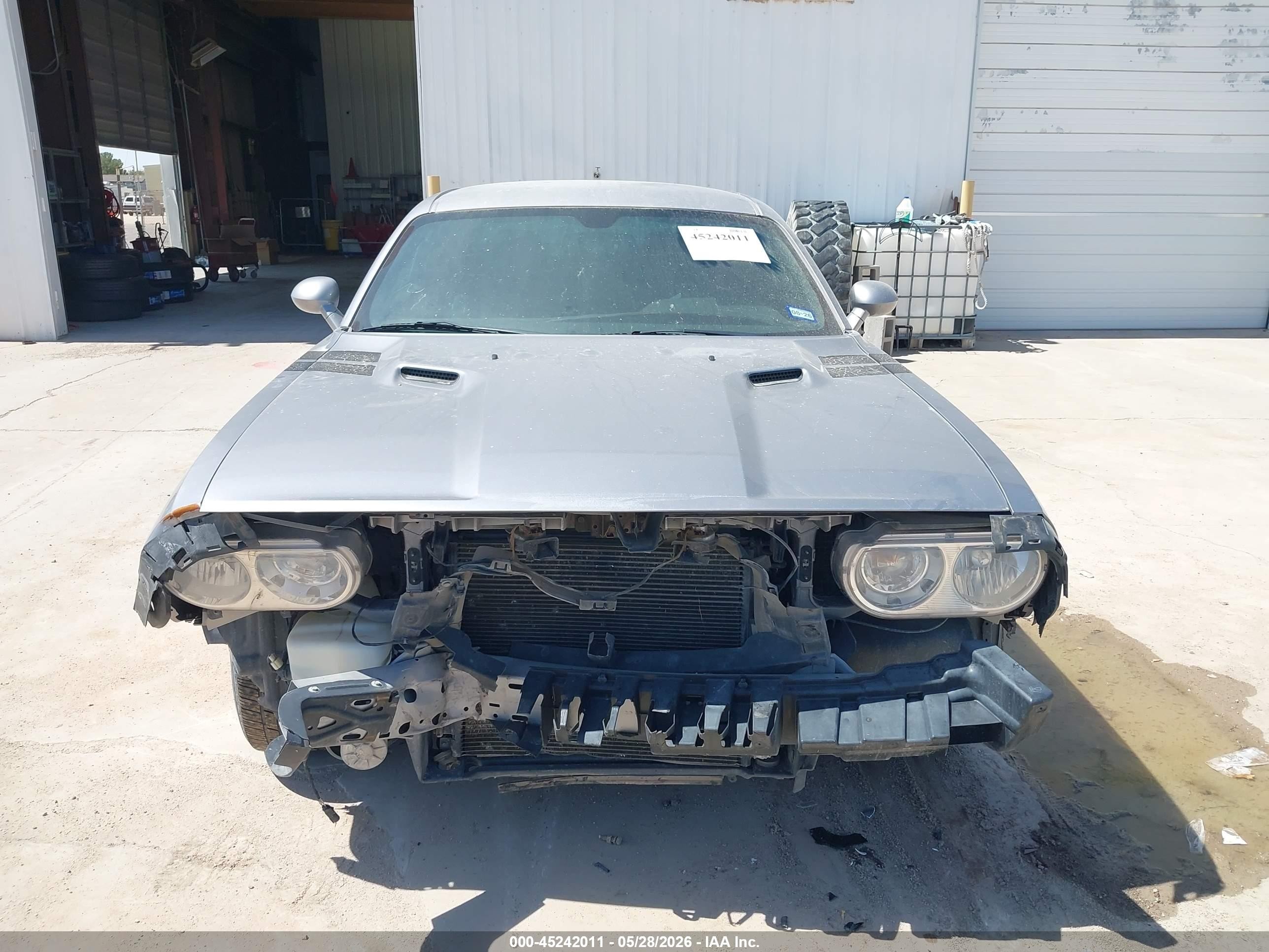 2014 Dodge Challenger Sxt Silver vin: 2C3CDYAG3EH112181