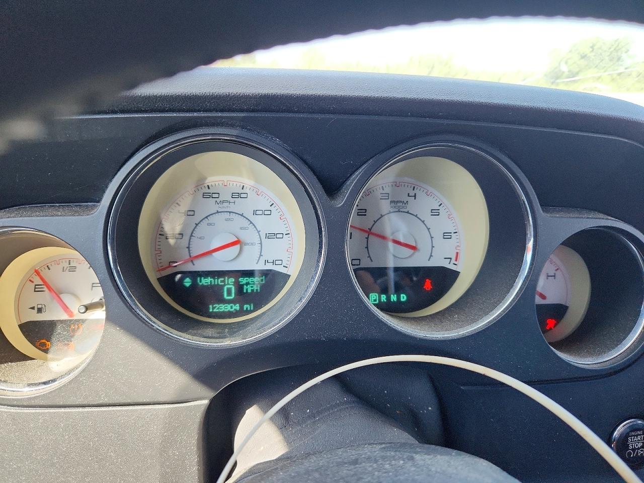 2014 Dodge Challenger Sxt Orange vin: 2C3CDYAG3EH139347